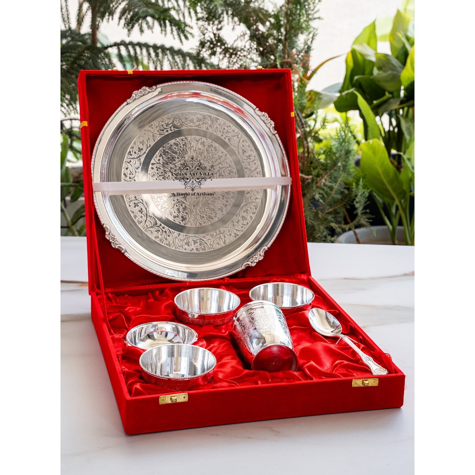 Handcrafted Pure Silver Plated Embossed Design Dinner Set 7 Pieces