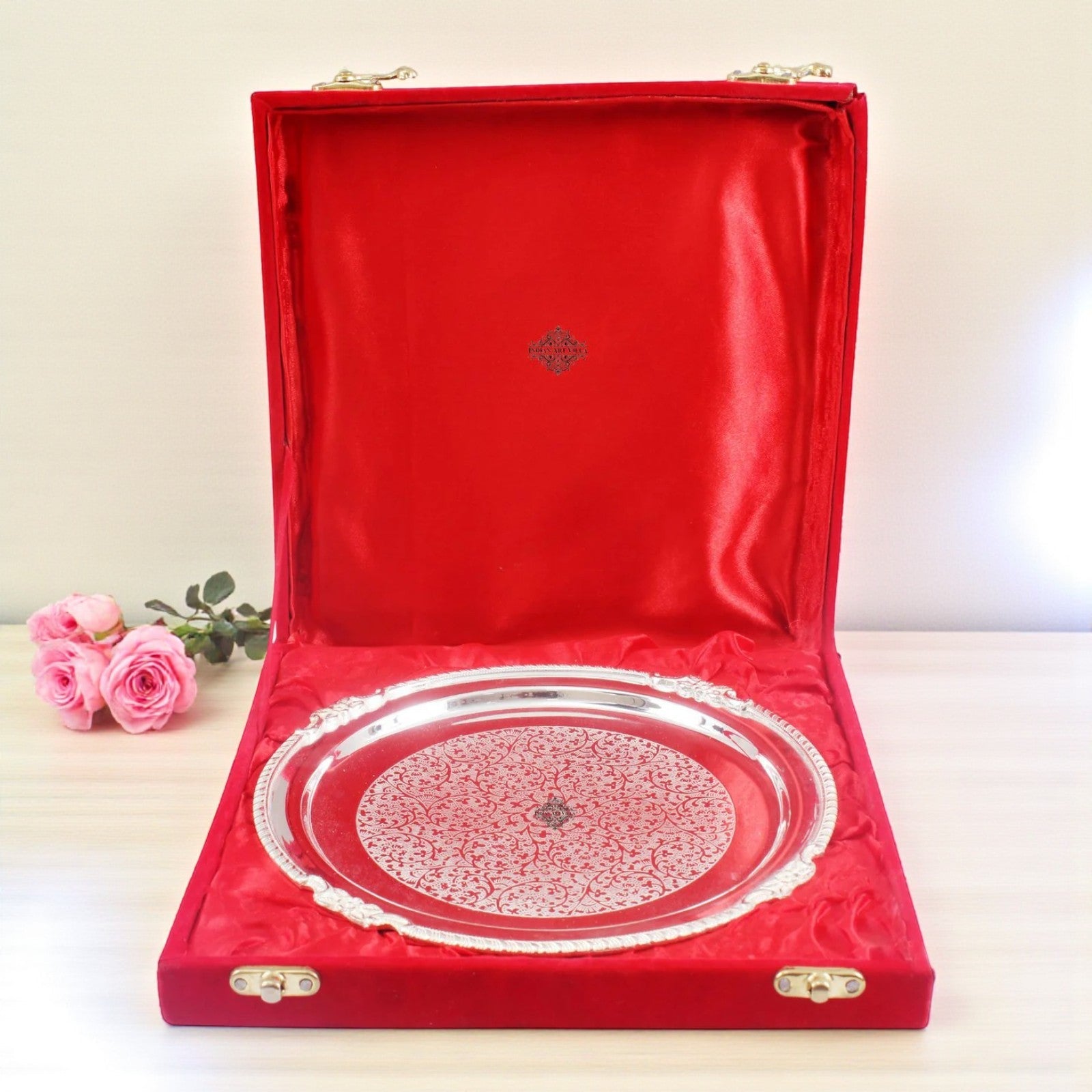 Handcrafted Pure Silver Plated Designer Quarter Plate For Gifting