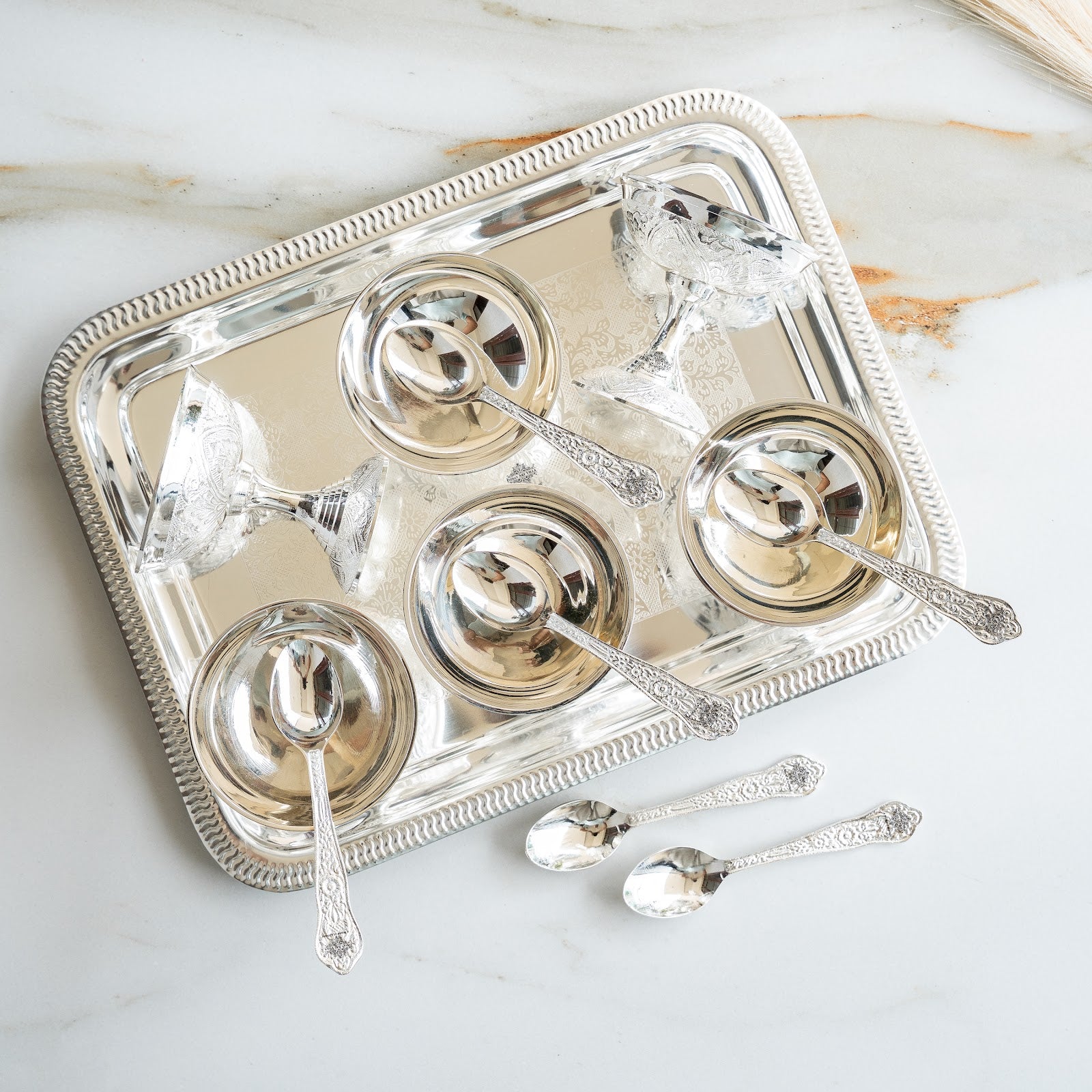 Silver Plated Designer Gift Set 6 Ice Cream Bowl with 6 Spoon & 1 Tray