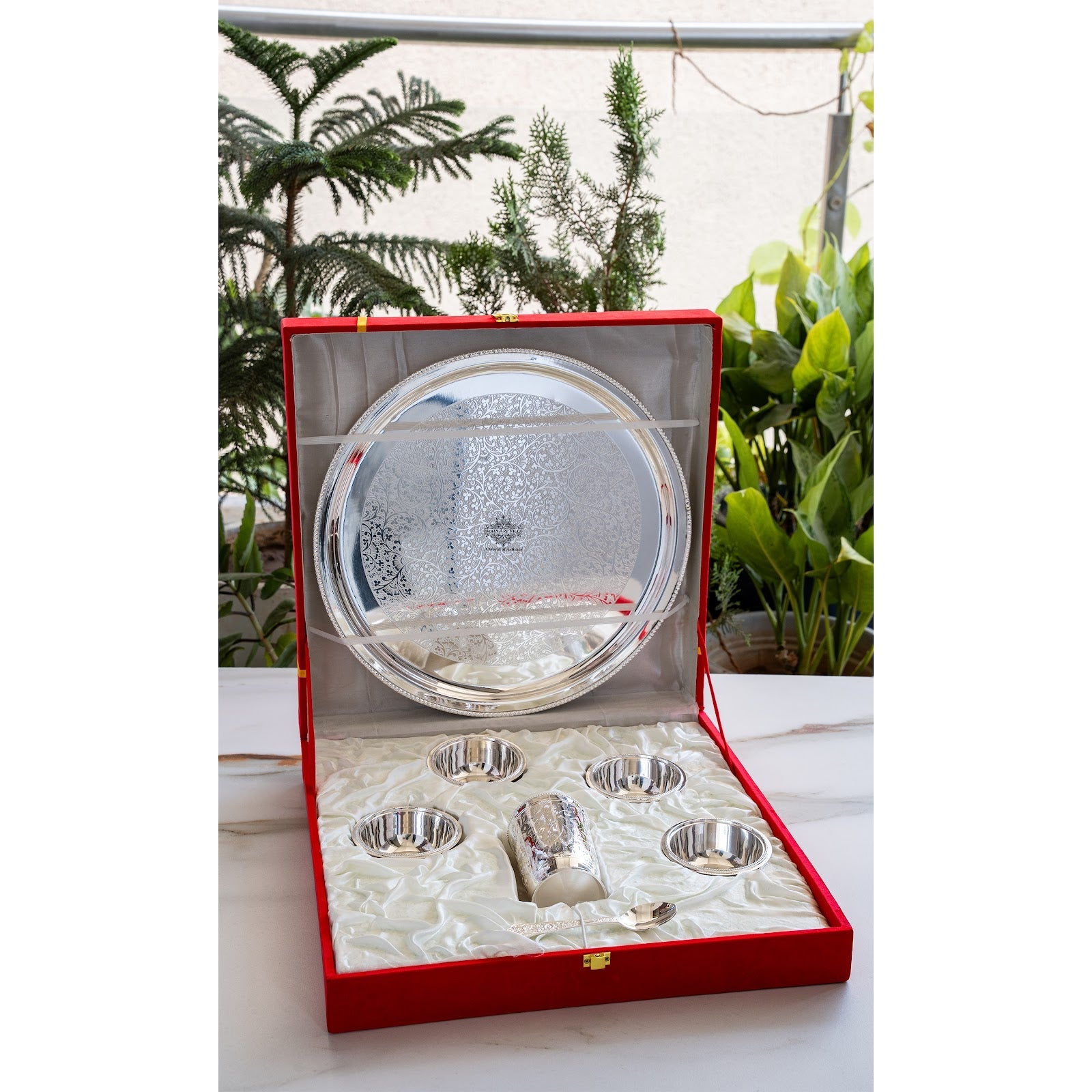 Handcrafted Pure Silver Plated Embossed Design Dinner Set 7 Pieces