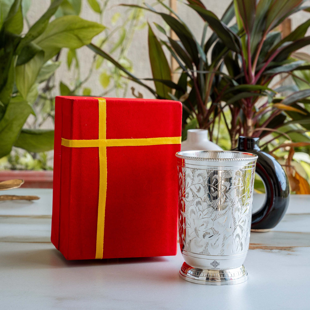 Silver Plated Embossed Designer Glass 280 ML