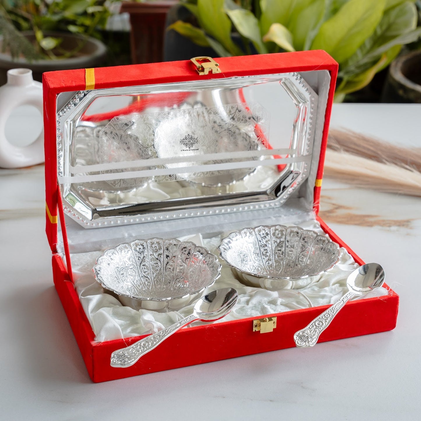 Silver Plated Set of 2 Curved Bowl with 2 Spoon & 1 Tray