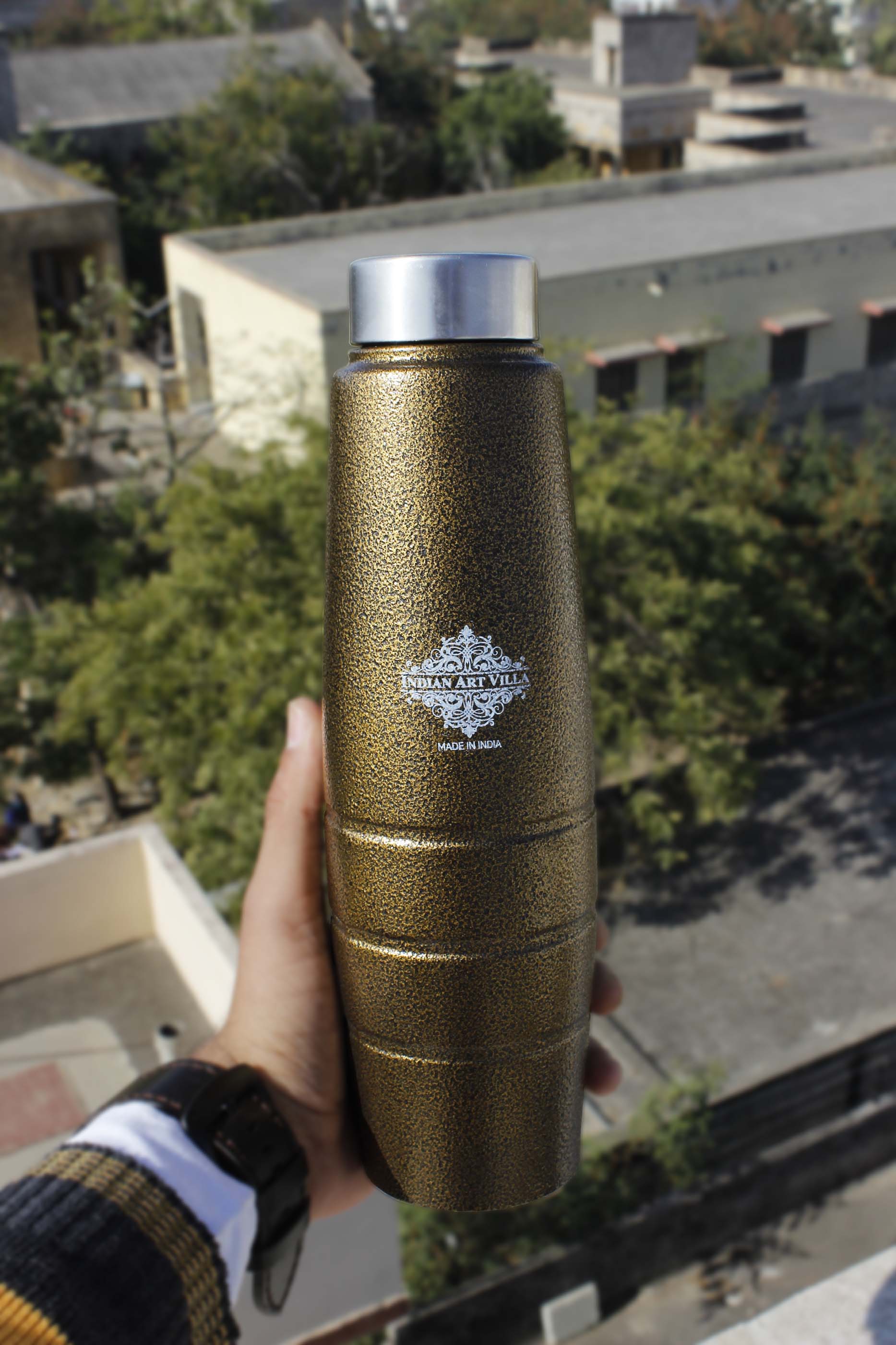 Stainless Steel Water Bottle Curve & Lining Design With Steel Cap & Antique Gold Color , Size-1000 ML, Travelling Purpose, Long Lasting, Drinkware, 1 Piece