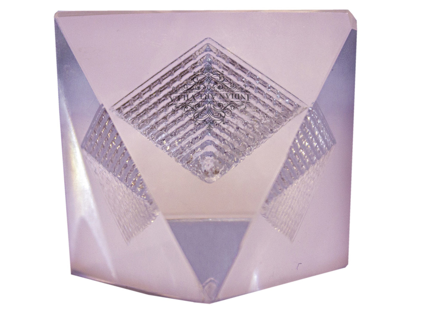 Crystal Vastu Pyramid for Positive Energy