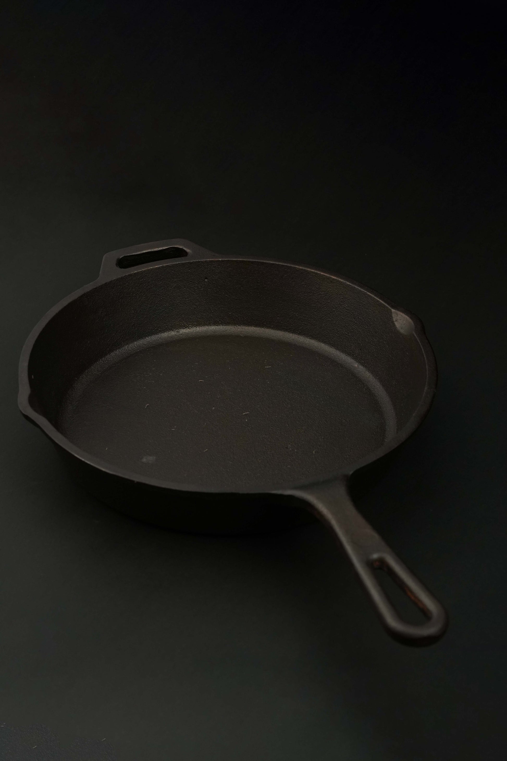 CASTrong Cast Iron Skillet Fry Pan
