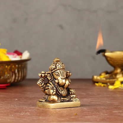 Brass Superfine small miniature Dagduseth Ganapati Idol - 2"