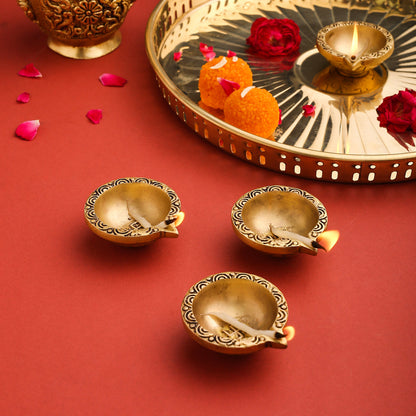 Brass Diya Set of 4 with Velvet Gift Box – Elegant Gift Hamper