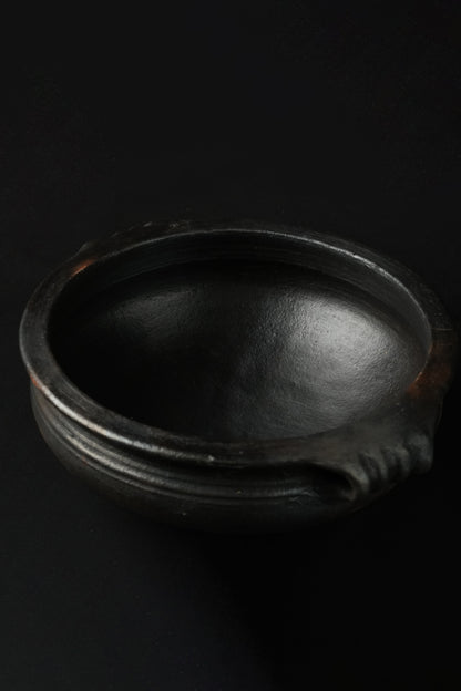 Blackened Clay Uruli Extra Large ( HOUSE DECOR - SUPER LARGE)