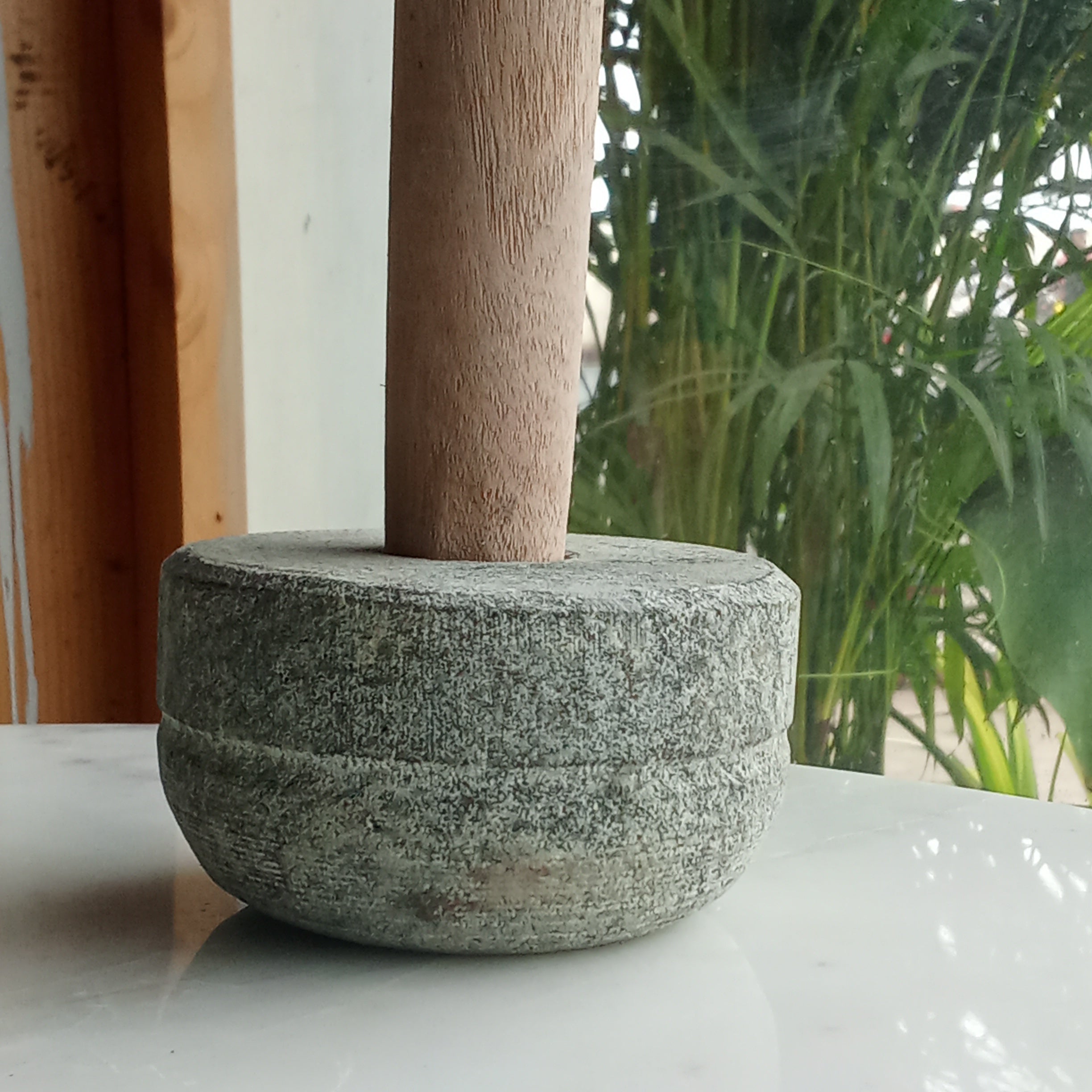 Stone Dal Masher