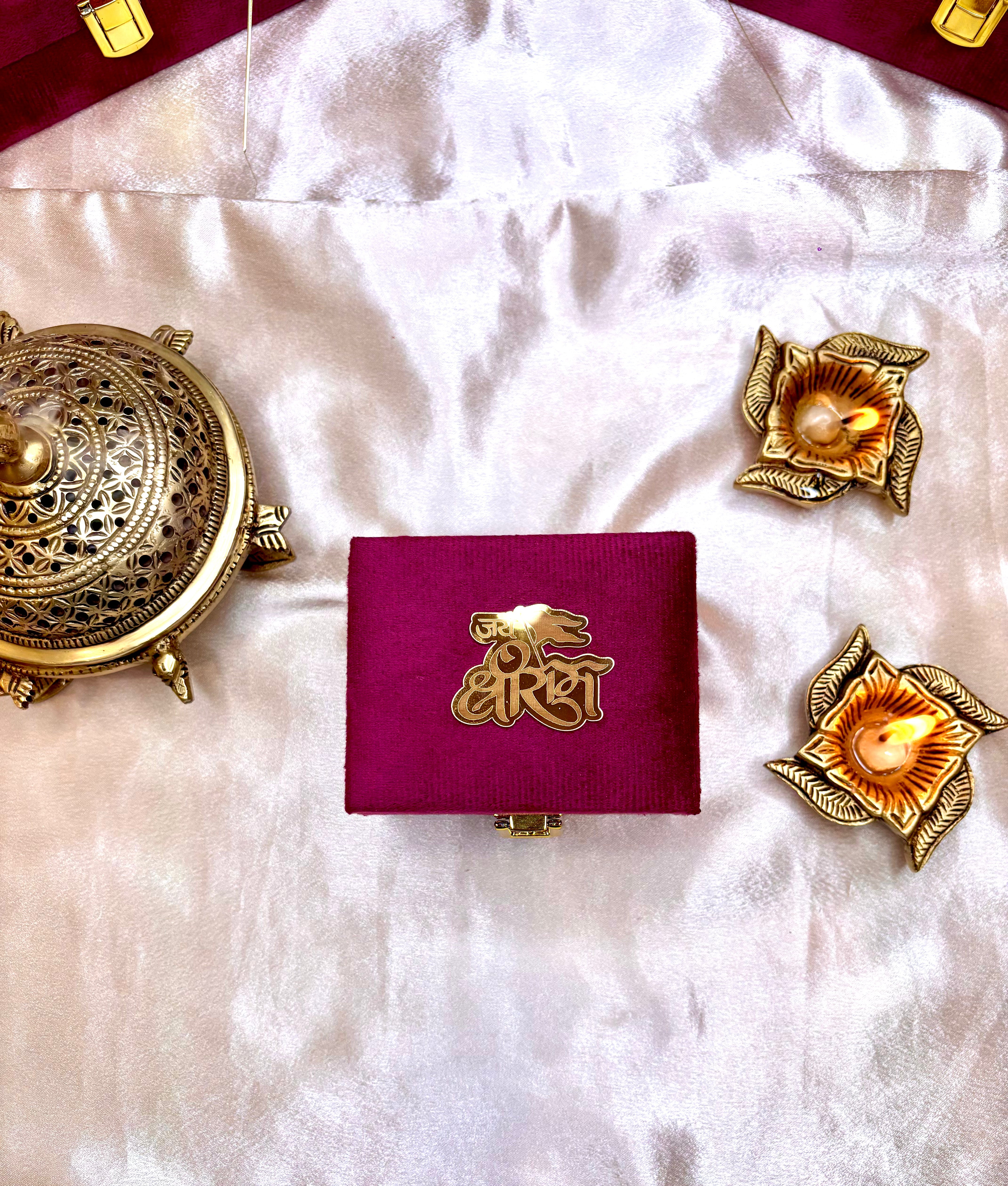 Brass Handcrafted Ram Idol with Velvet Gift Box (2.5 Inch)