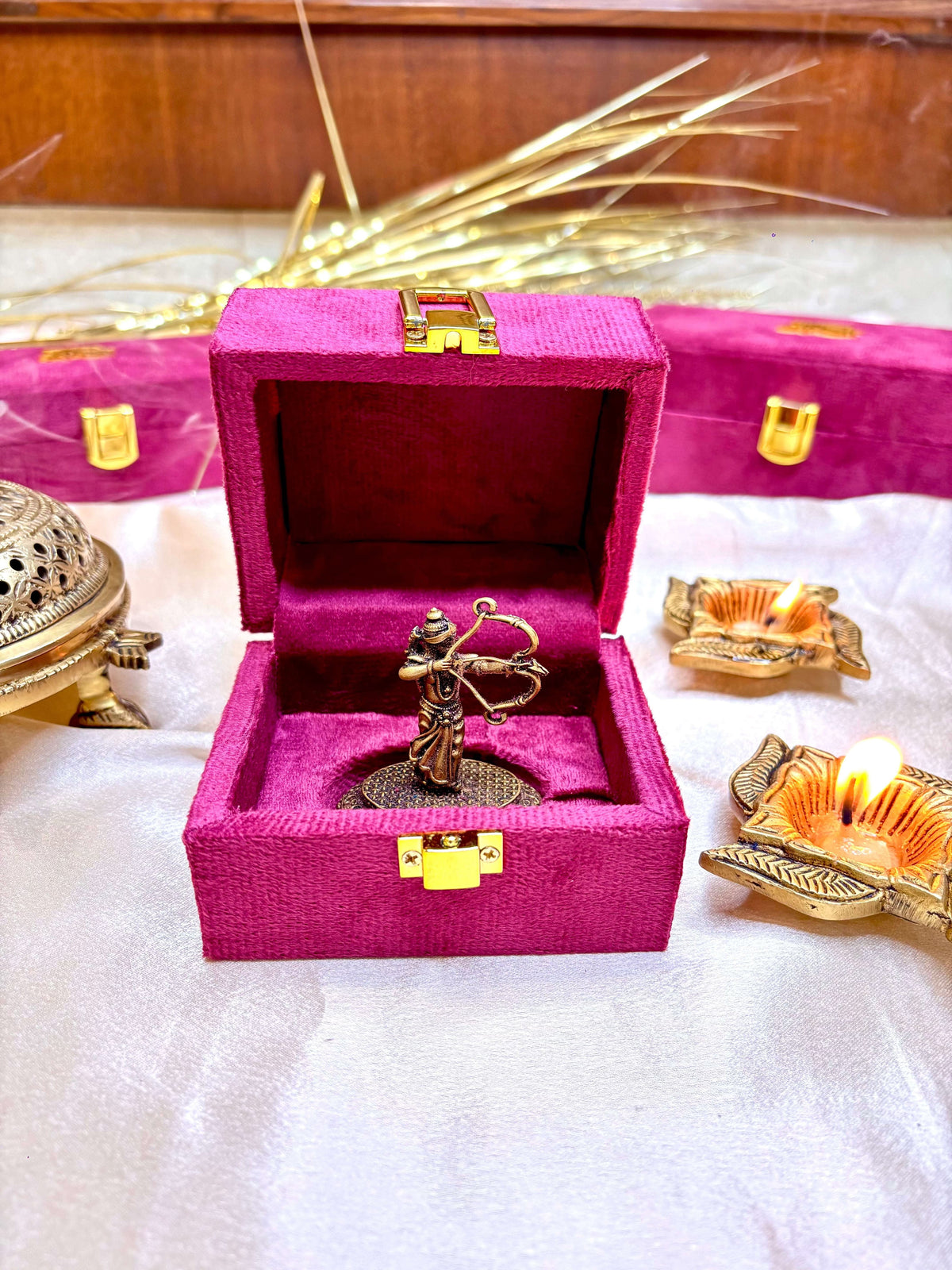 Brass Handcrafted Ram Idol with Velvet Gift Box (2.5 Inch)