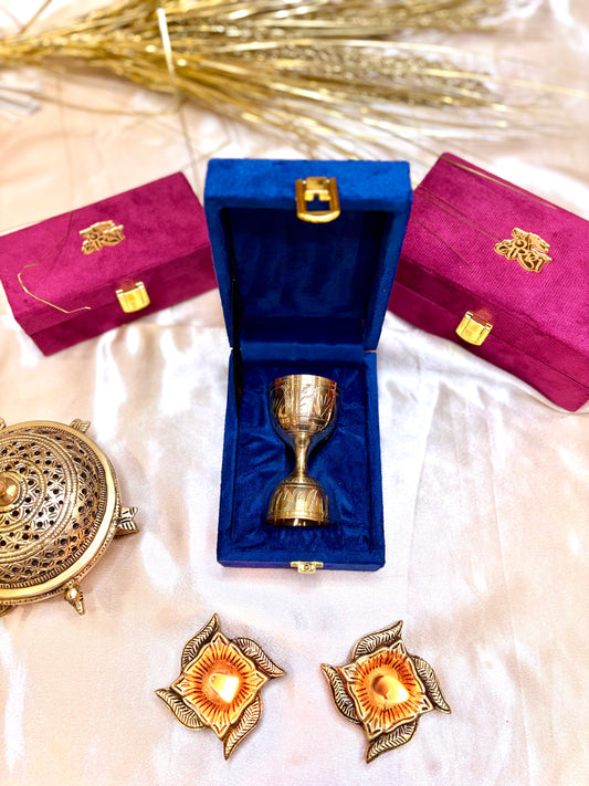 Brass Handcrafted Jigger 30/60ml with Velvet Gift Box (4 Inch)