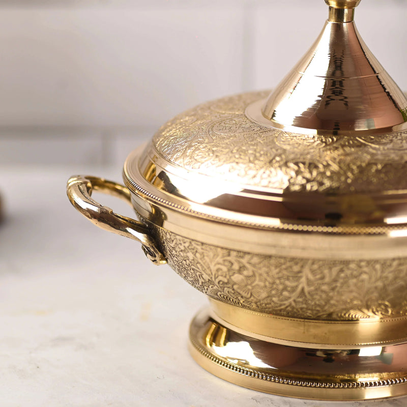 Brass Serving Pot With Lid And Handle (7.5 Inch)