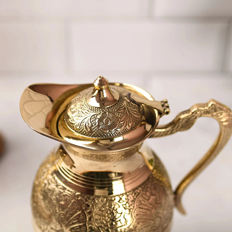 Brass Handcrafted Water Jug With Lid (9.5 Inch)