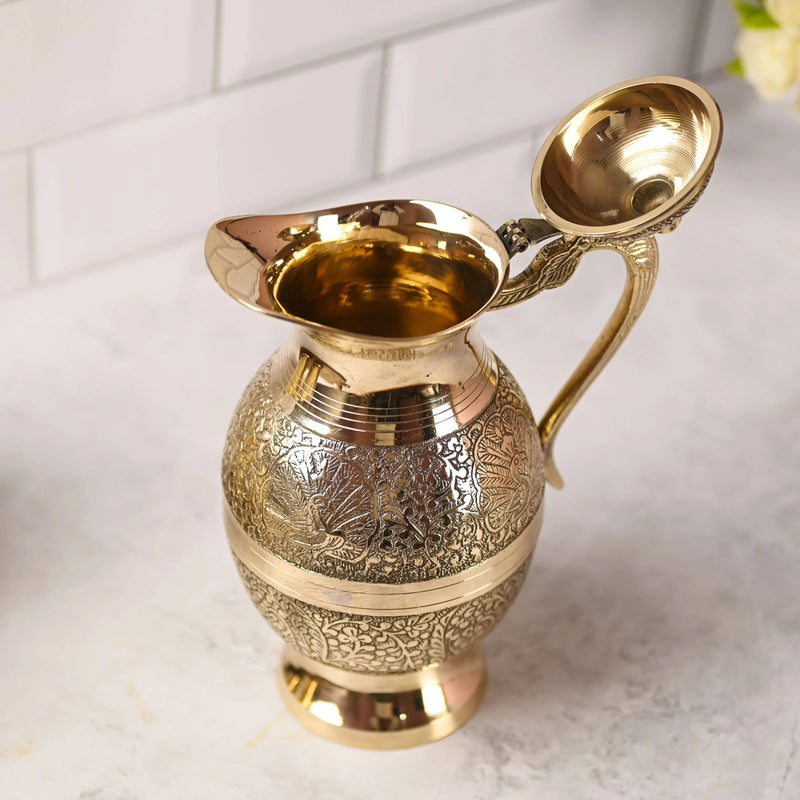 Brass Handcrafted Water Jug With Lid (9.5 Inch)