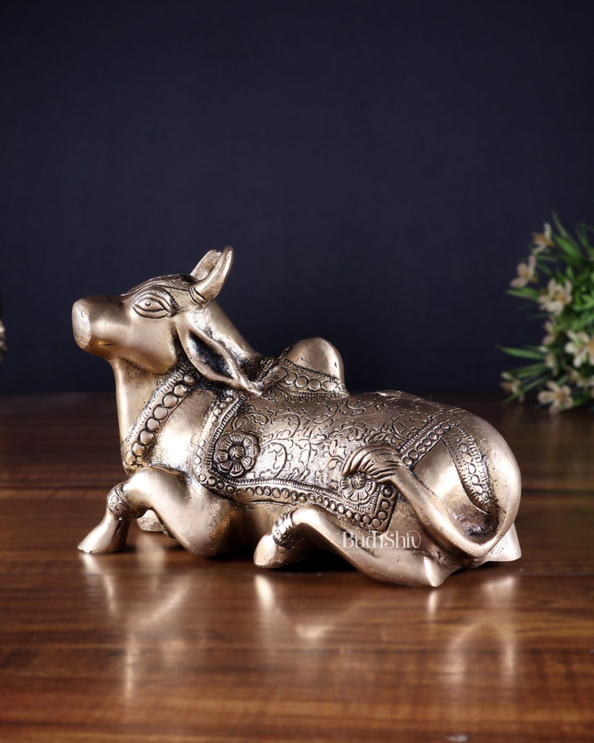 Pure Brass Nandi Idol in Antique Finish – 13 cm (6.7") | Devotional Decor