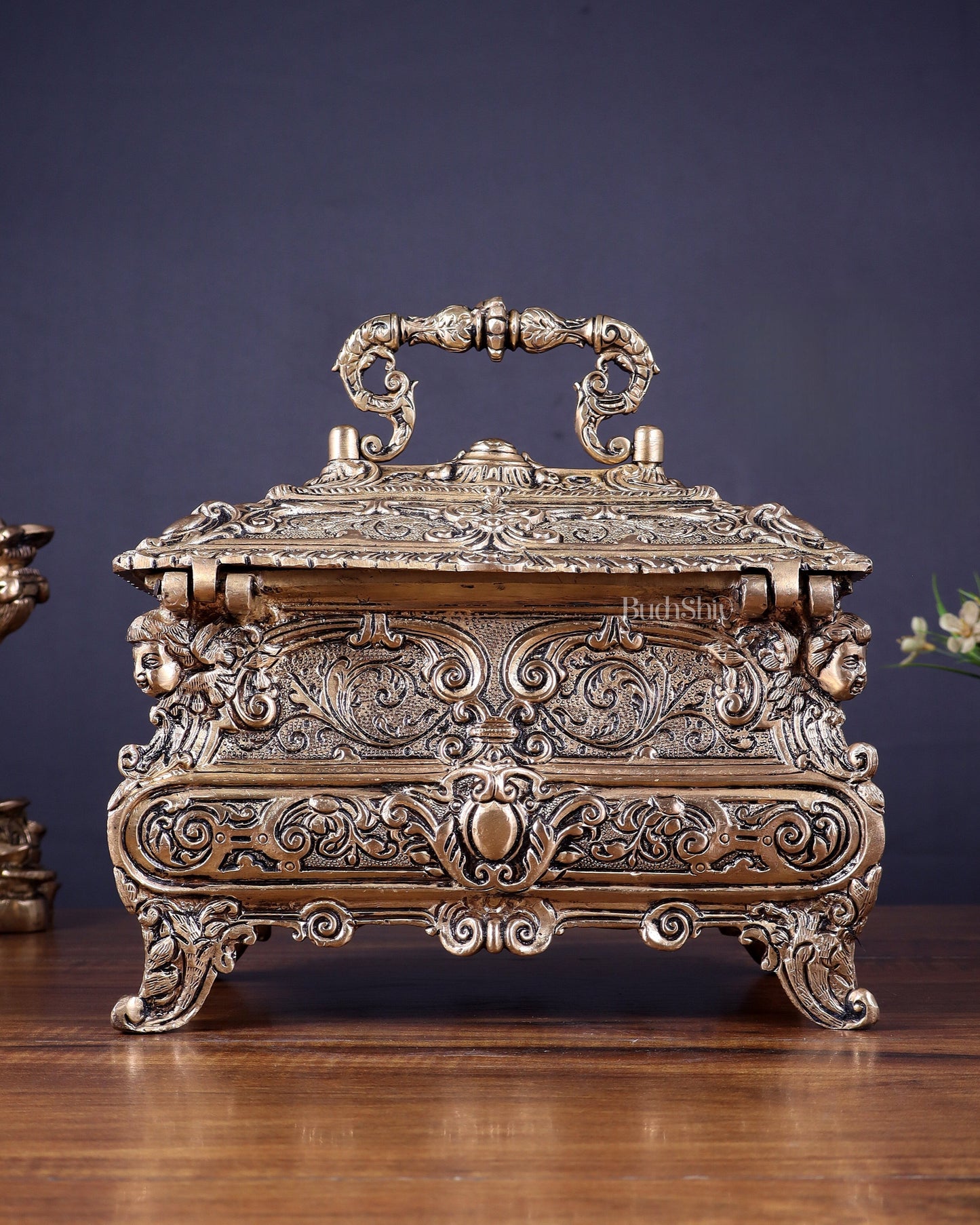 Vintage Victorian Brass Jewellery/Treasure Box 9"