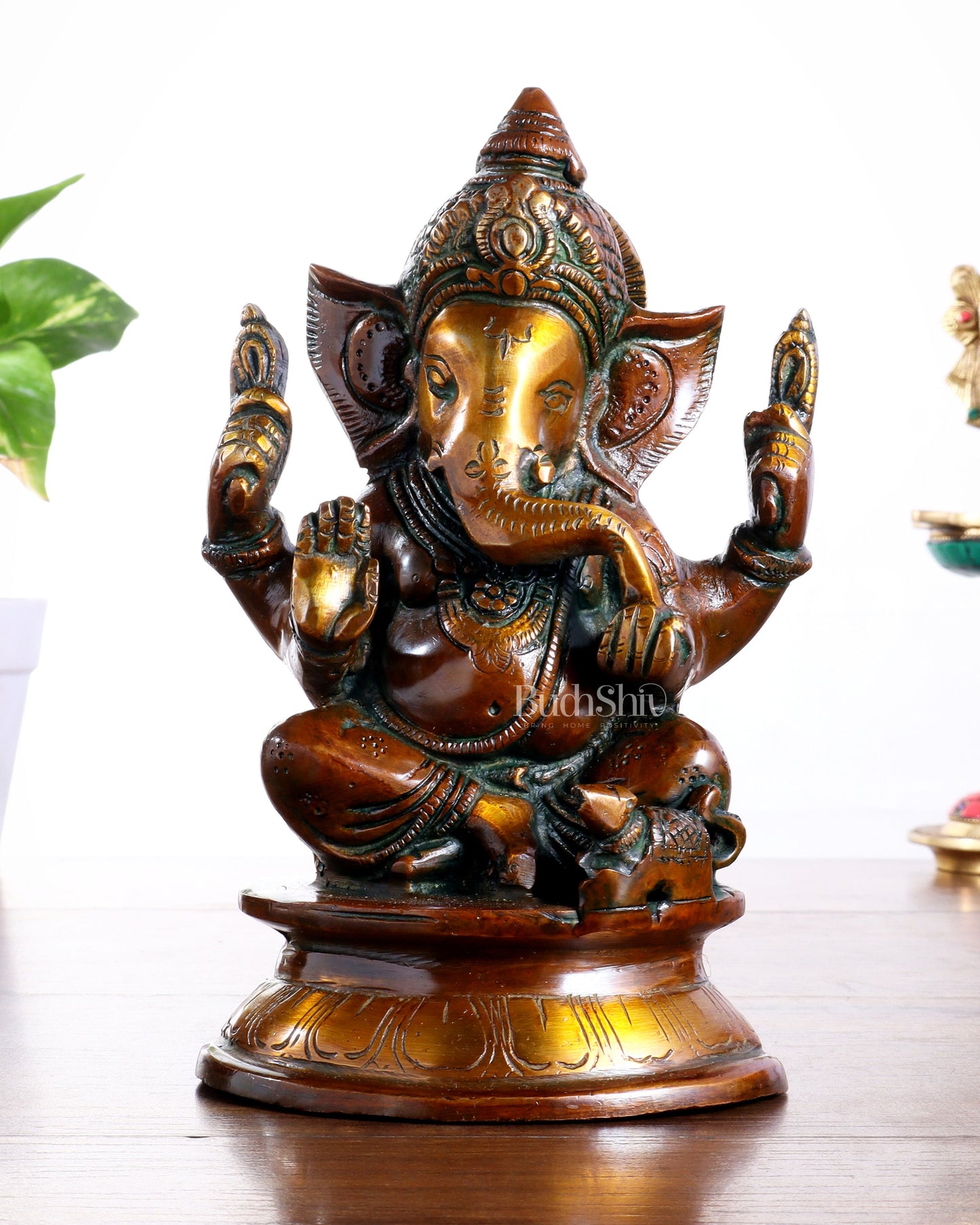 Pure Brass Taj Ganesha Statue with Round Base – Vintage Finish 7"