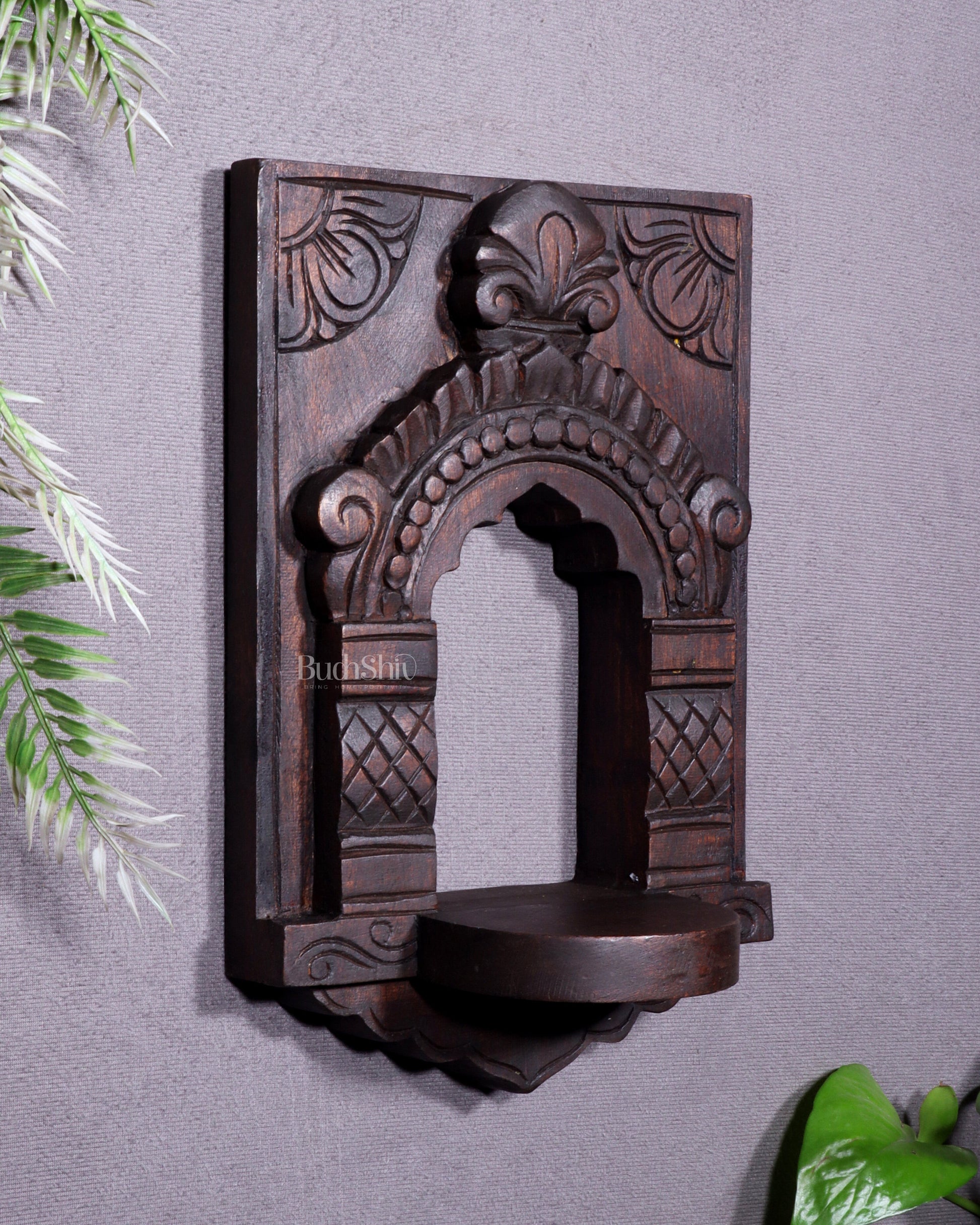 Wooden Wall Hanging Jharokha Arch – Handcrafted Decorative Shelf (Natural tone)