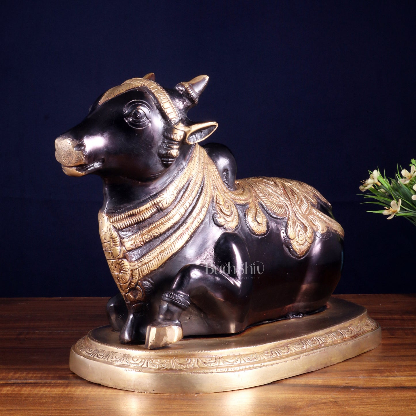 Pure Brass Vintage Nandi Statue – black tone 12.6 inch