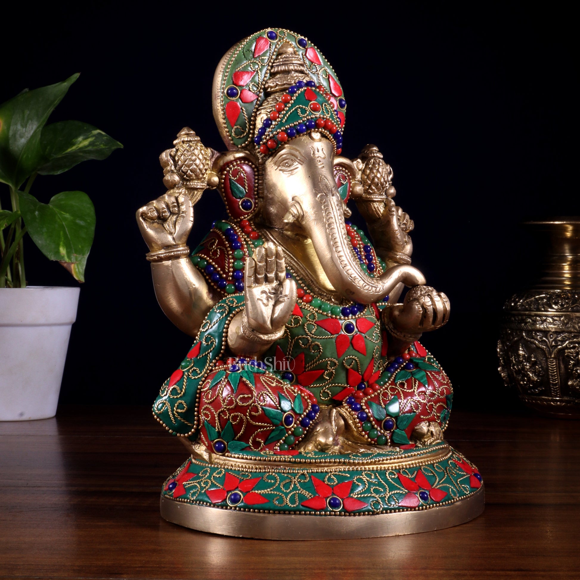 Pure Brass Lord Ganesha Statue – Unique Floral Stonework (8 Inch)
