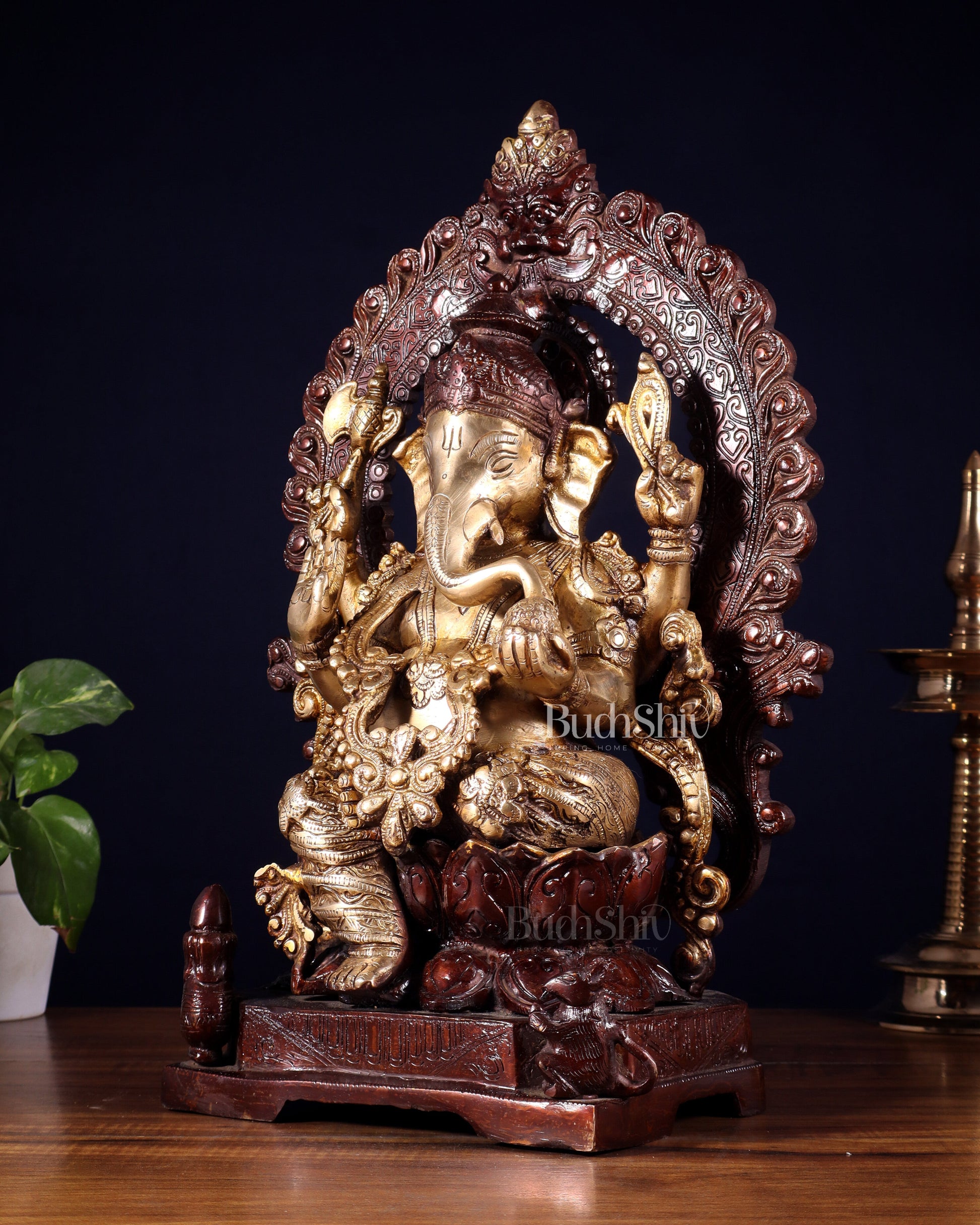Pure Brass Ganesha with Prabhavali Statue – Dual Tone Finish 18 inch