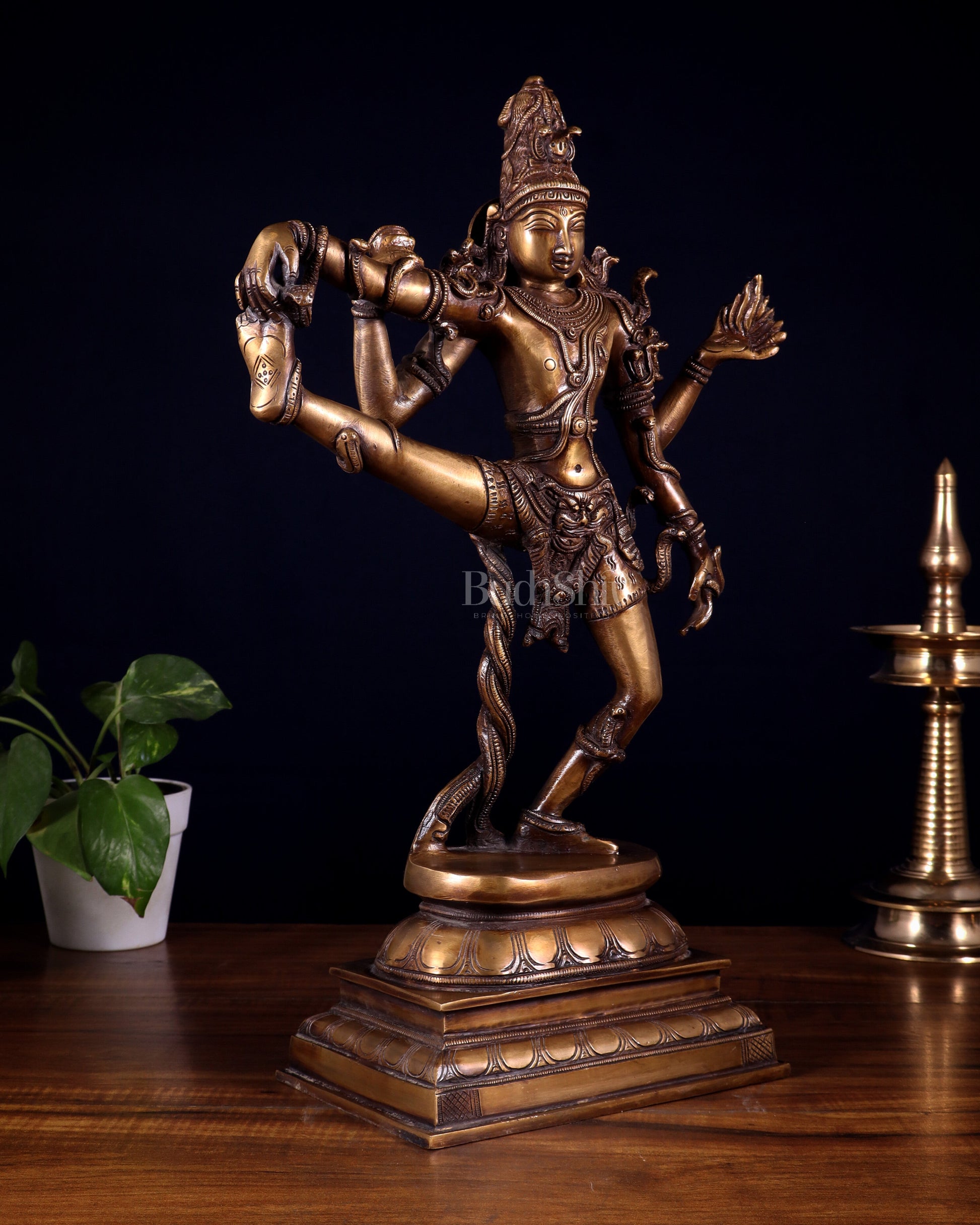 Divine 18-Inch Brass dancing shiva with right leg raised