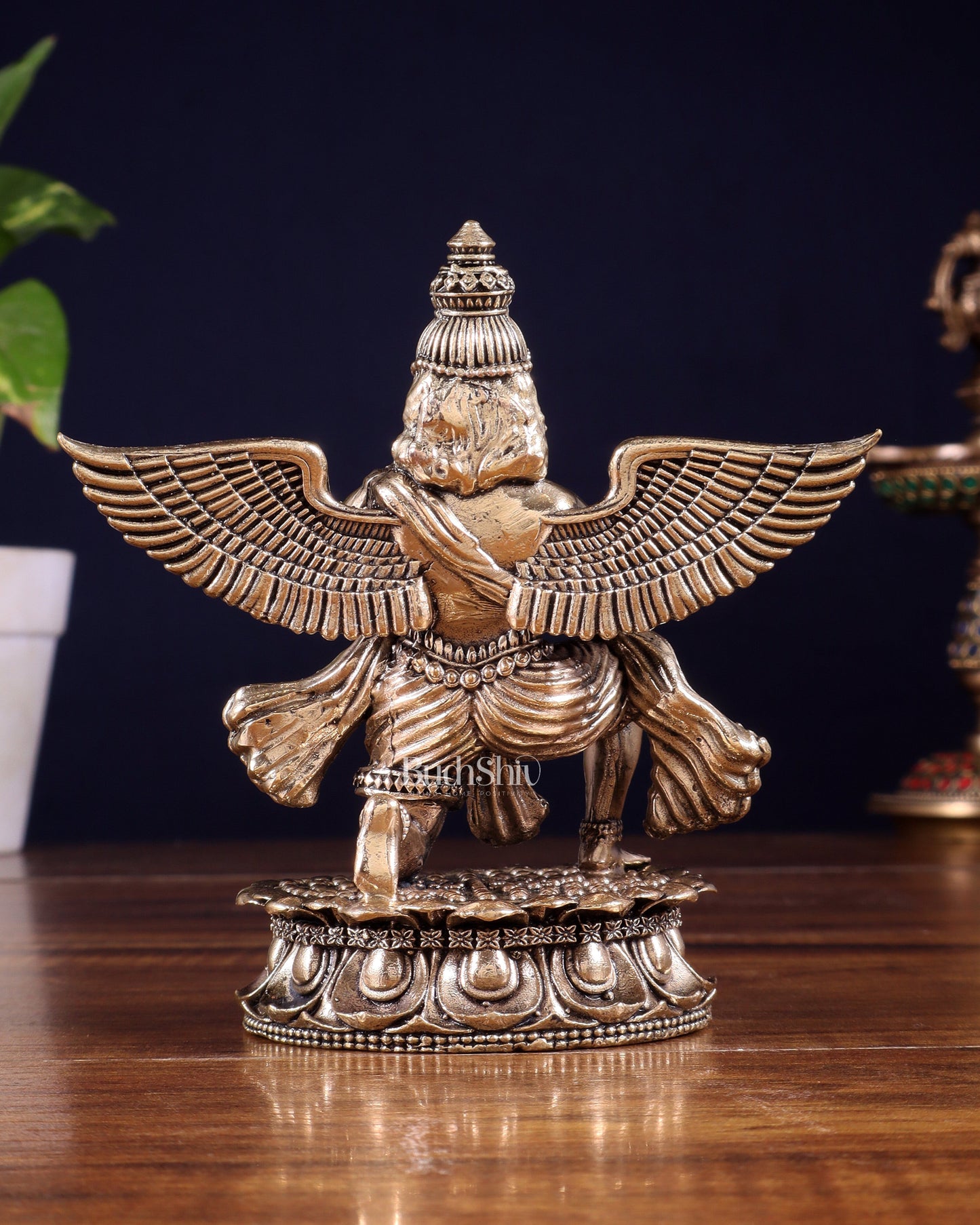 Brass Superfine Garuda Idol – Intricately Handcrafted 4.5 inch