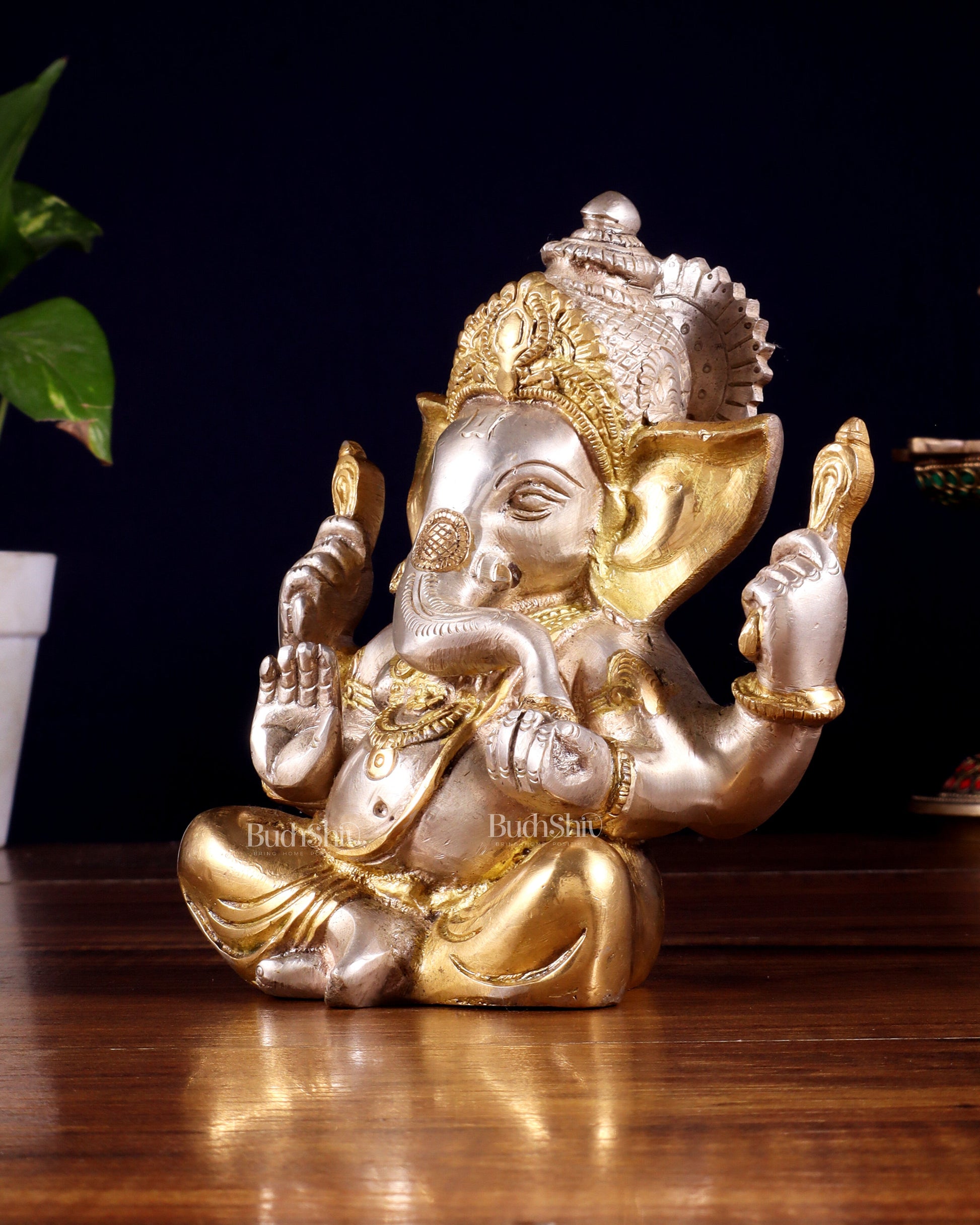 Pure brass Taj Ganesha Brass Statue with a glossy dual tone 6"