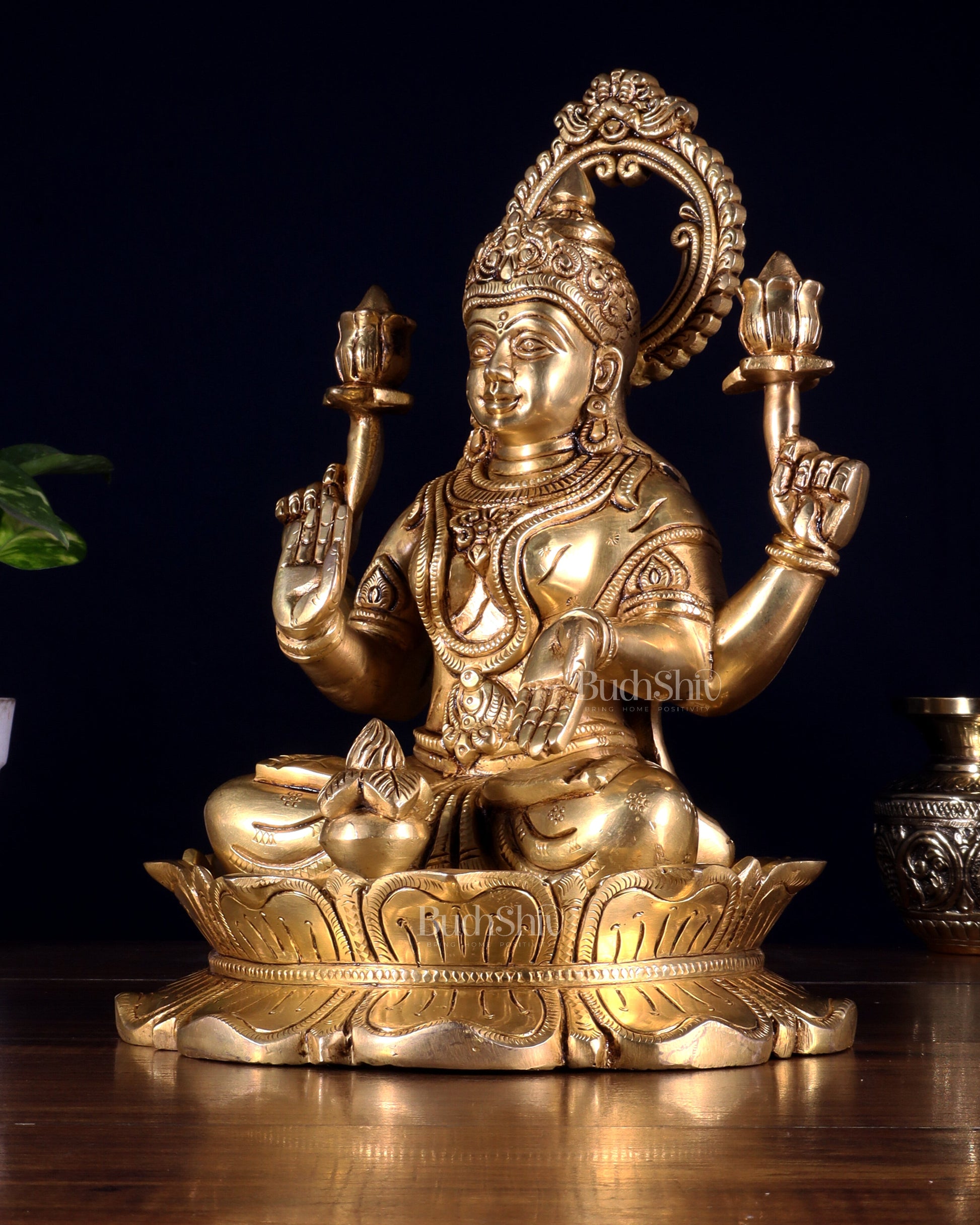Brass Superfine Goddess Lakshmi Idol 10.5 inch