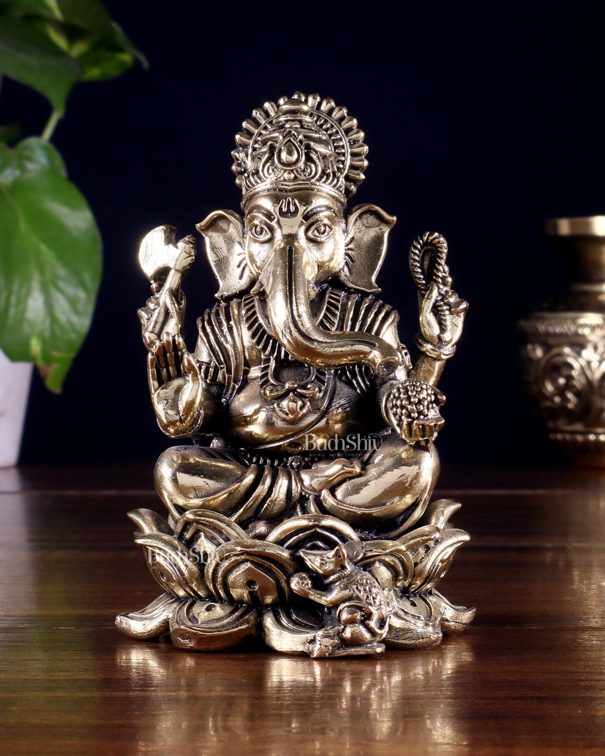 Brass Superfine Lord Ganesha on Lotus Idol 4 inch