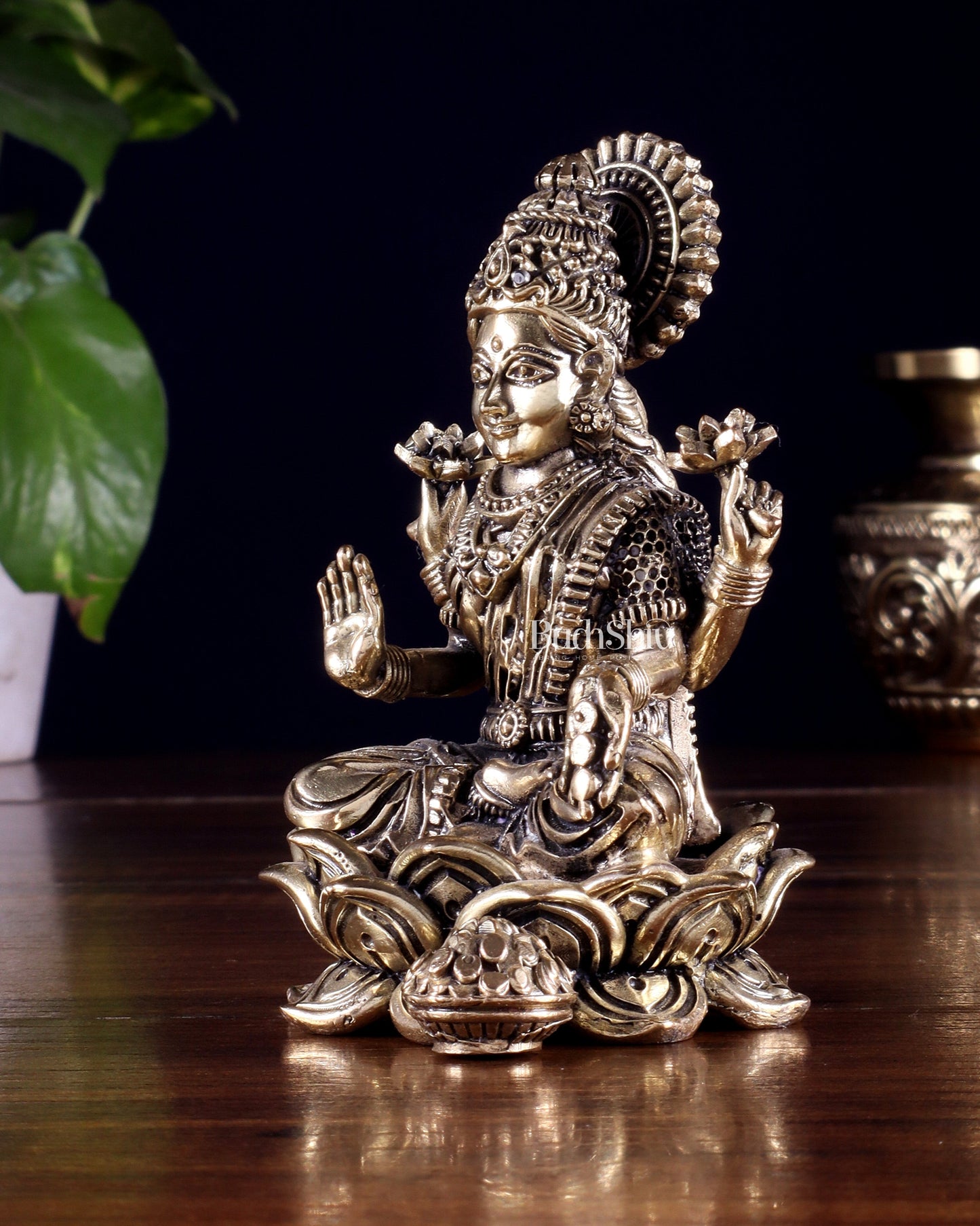 Brass Superfine Goddess Lakshmi on Lotus Idol 4 inch