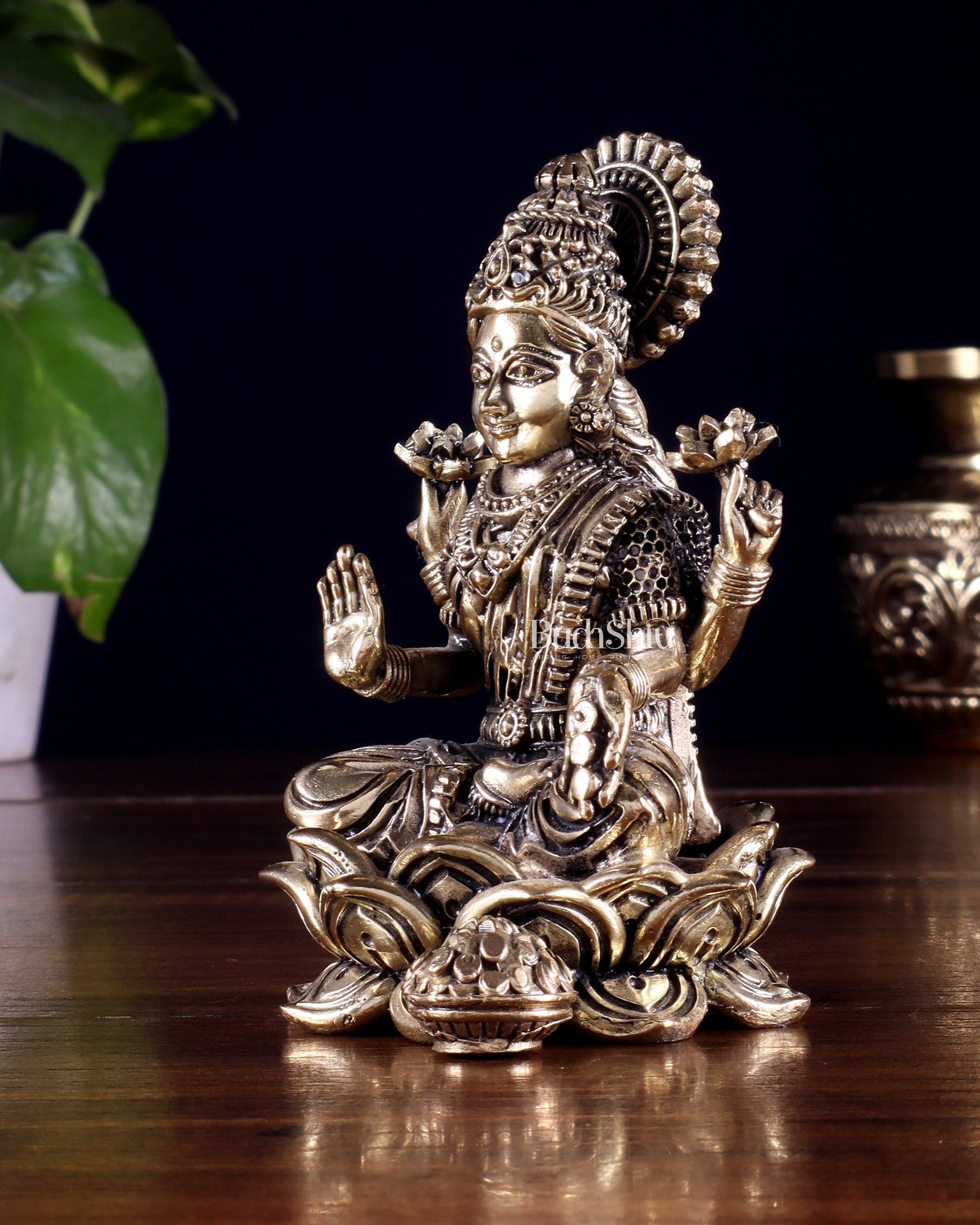 Brass Superfine Goddess Lakshmi on Lotus Idol 4 inch