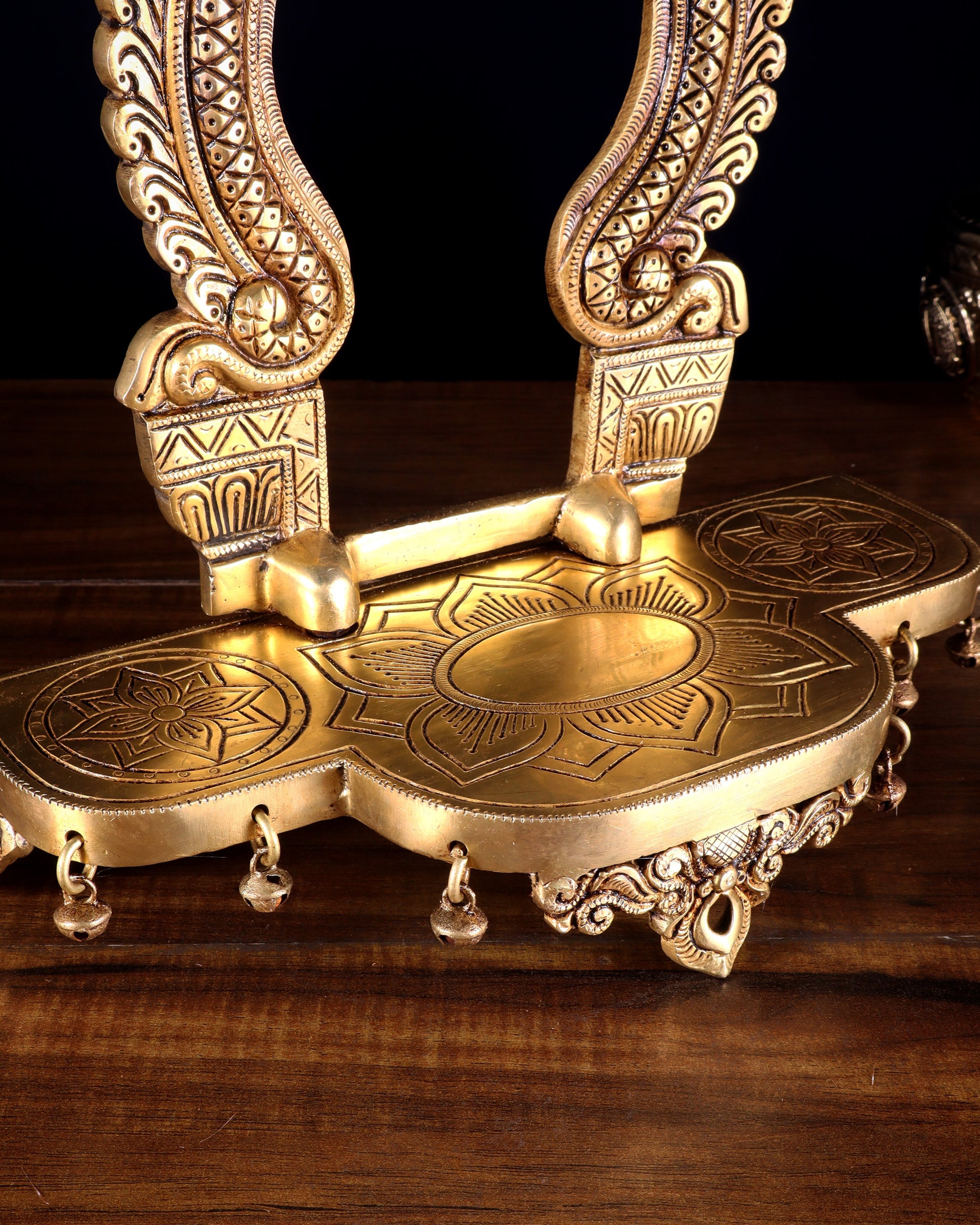 Pure Brass Superfine Singhasan Chowki with Prabhavali – 12 Inch