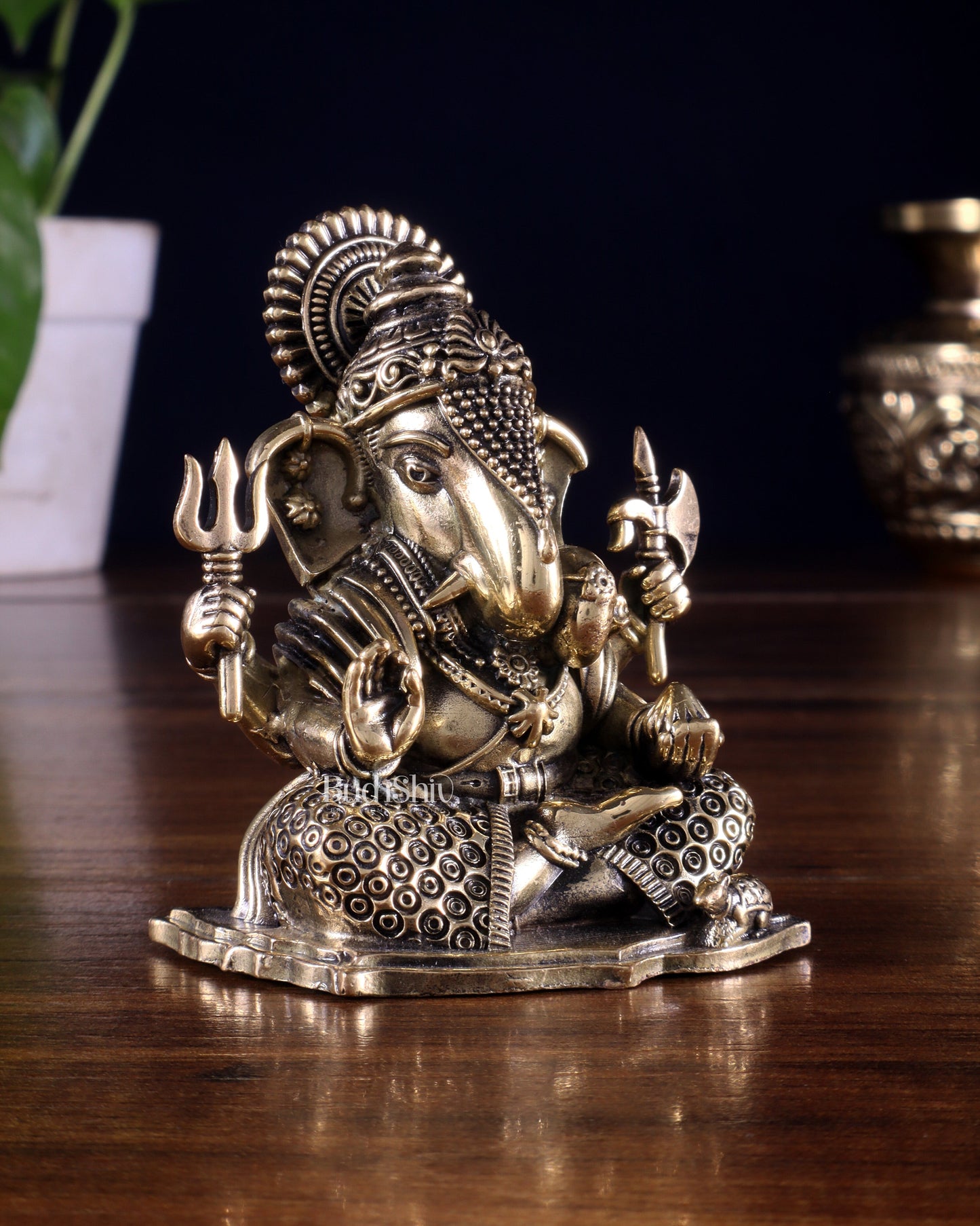 Brass Superfine Dagduseth Ganapati Idol 3 inch