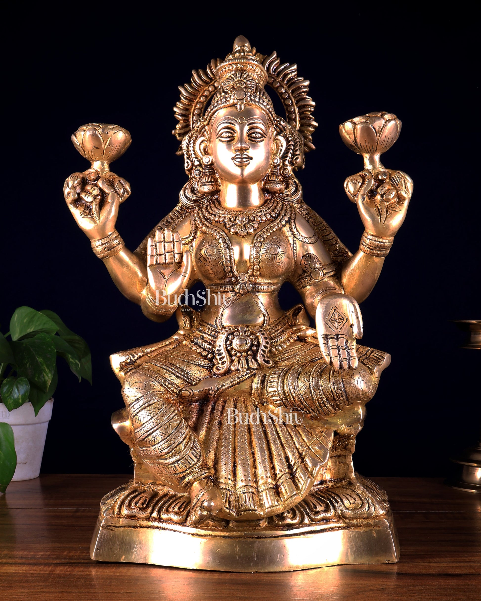 Brass Goddess Lakshmi Statue – Handcrafted Prosperity Idol 18 inch