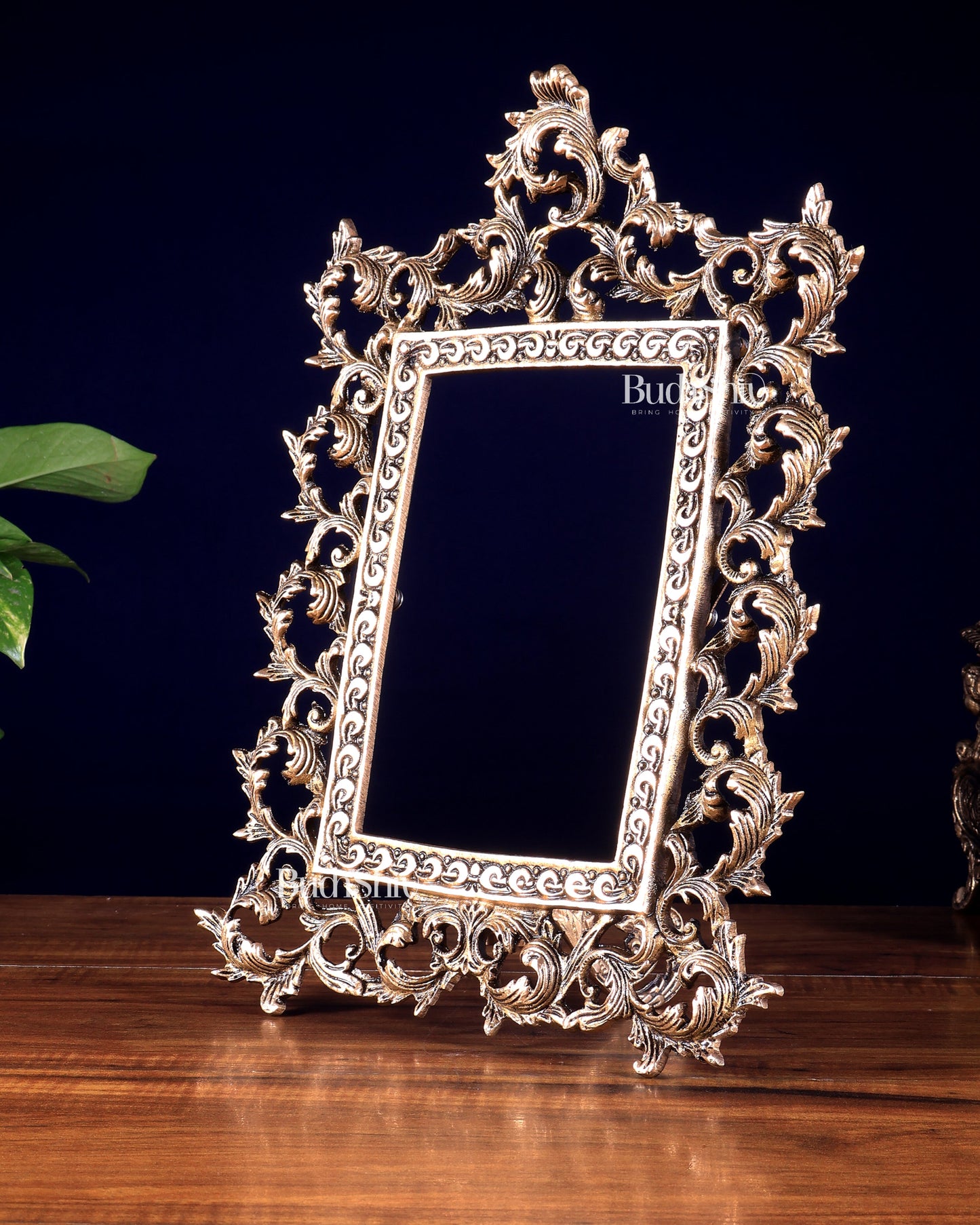 Antique Brass Photo Frame – Wall Hanging & Tabletop with Adjustable Stand