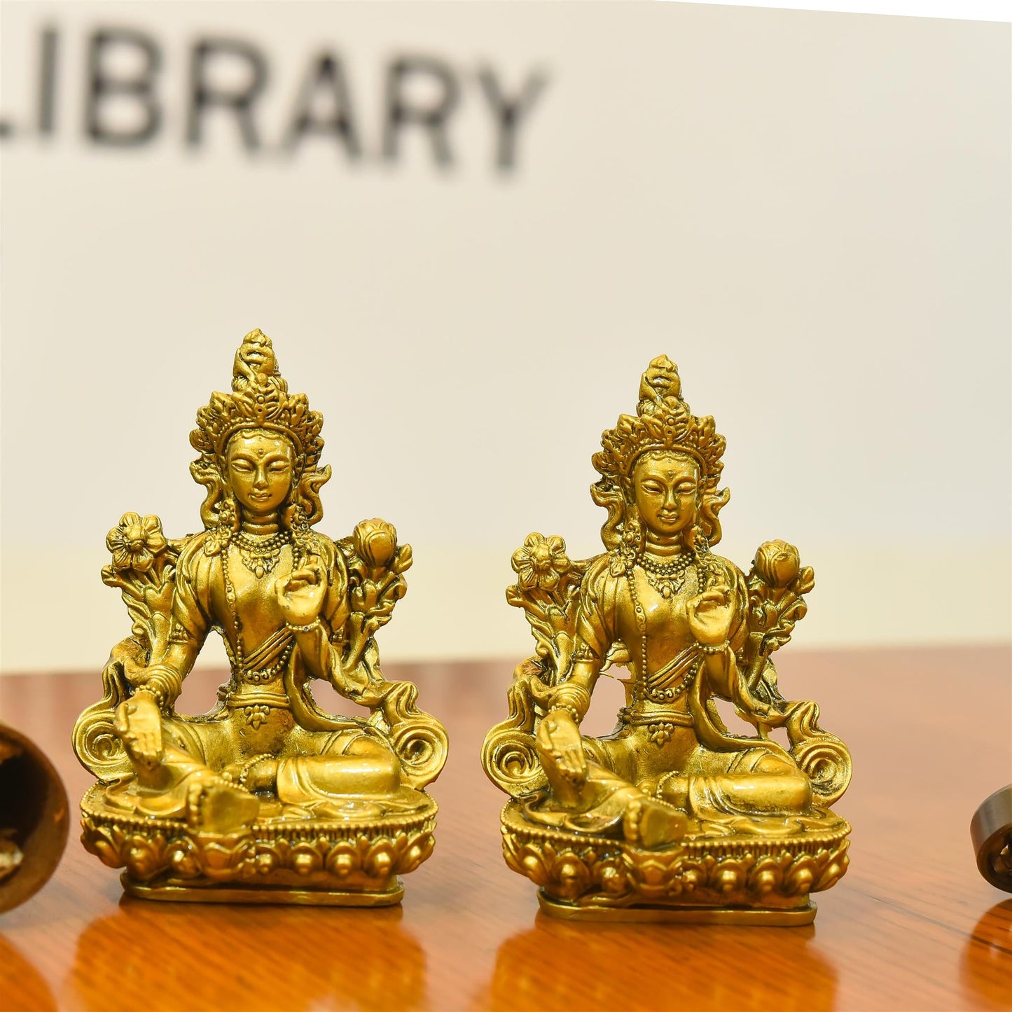 Polyresın Tara devı Idol (4.5 Inch)