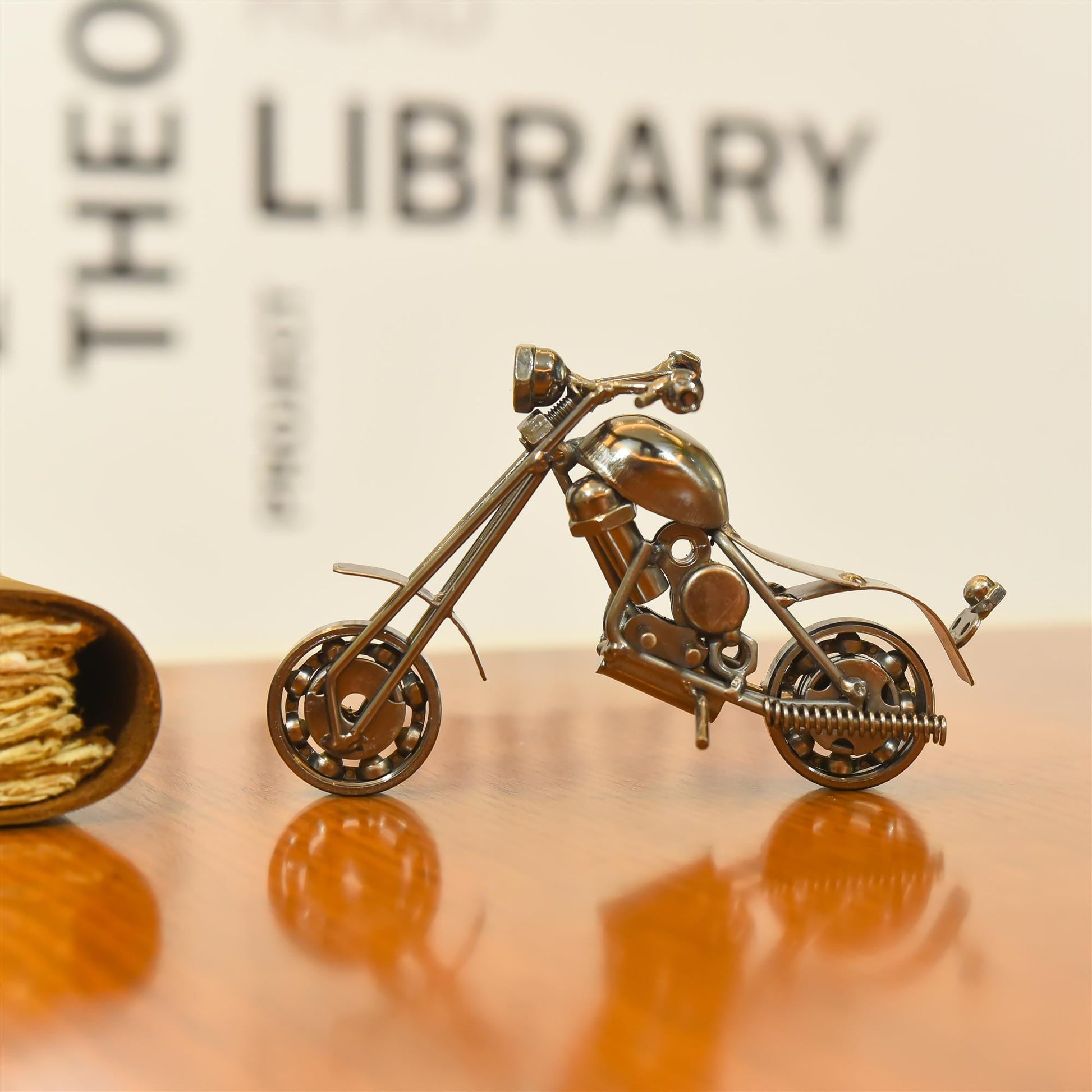 Metal Handmade Miniature Bike (4 Inch)