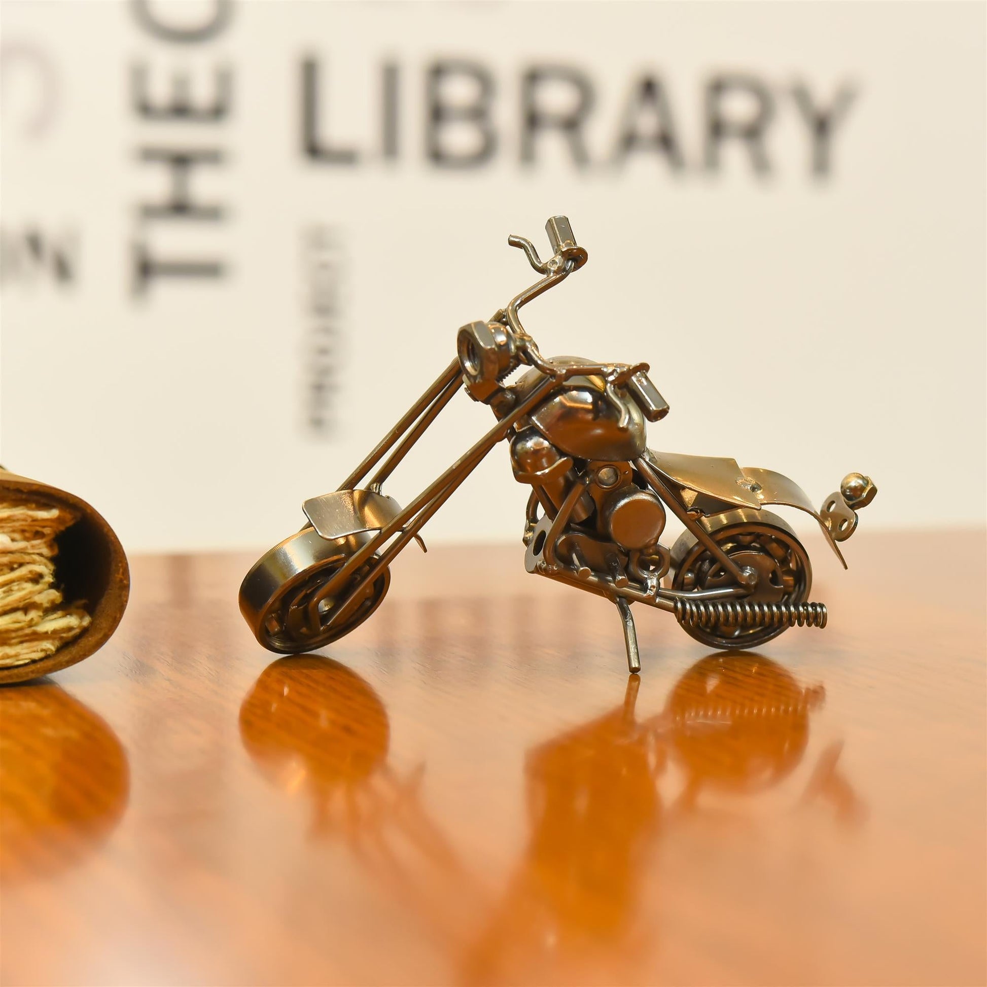 Metal Handmade Miniature Bike (4 Inch)