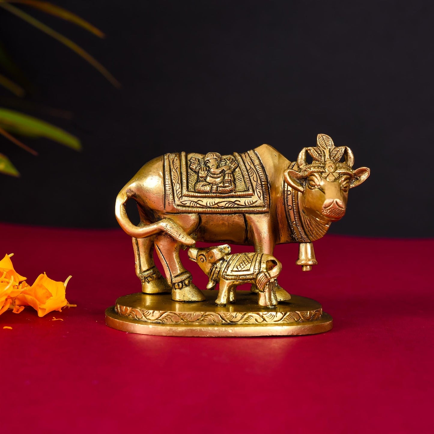 Brass Kamdhenu Cow With Calf Idol (2.5 Inch)