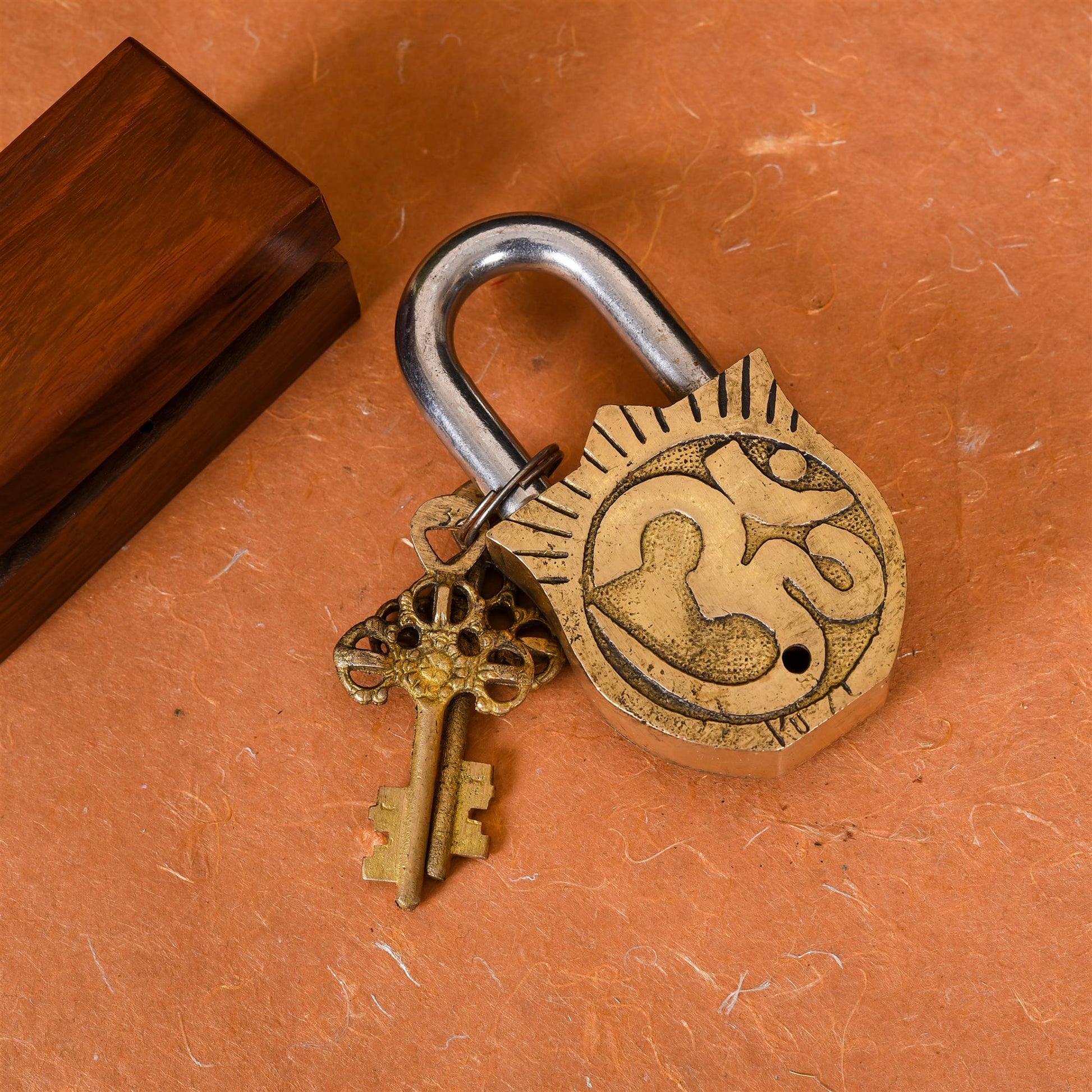 Brass Shiva Door Lock (4.5 Inch)