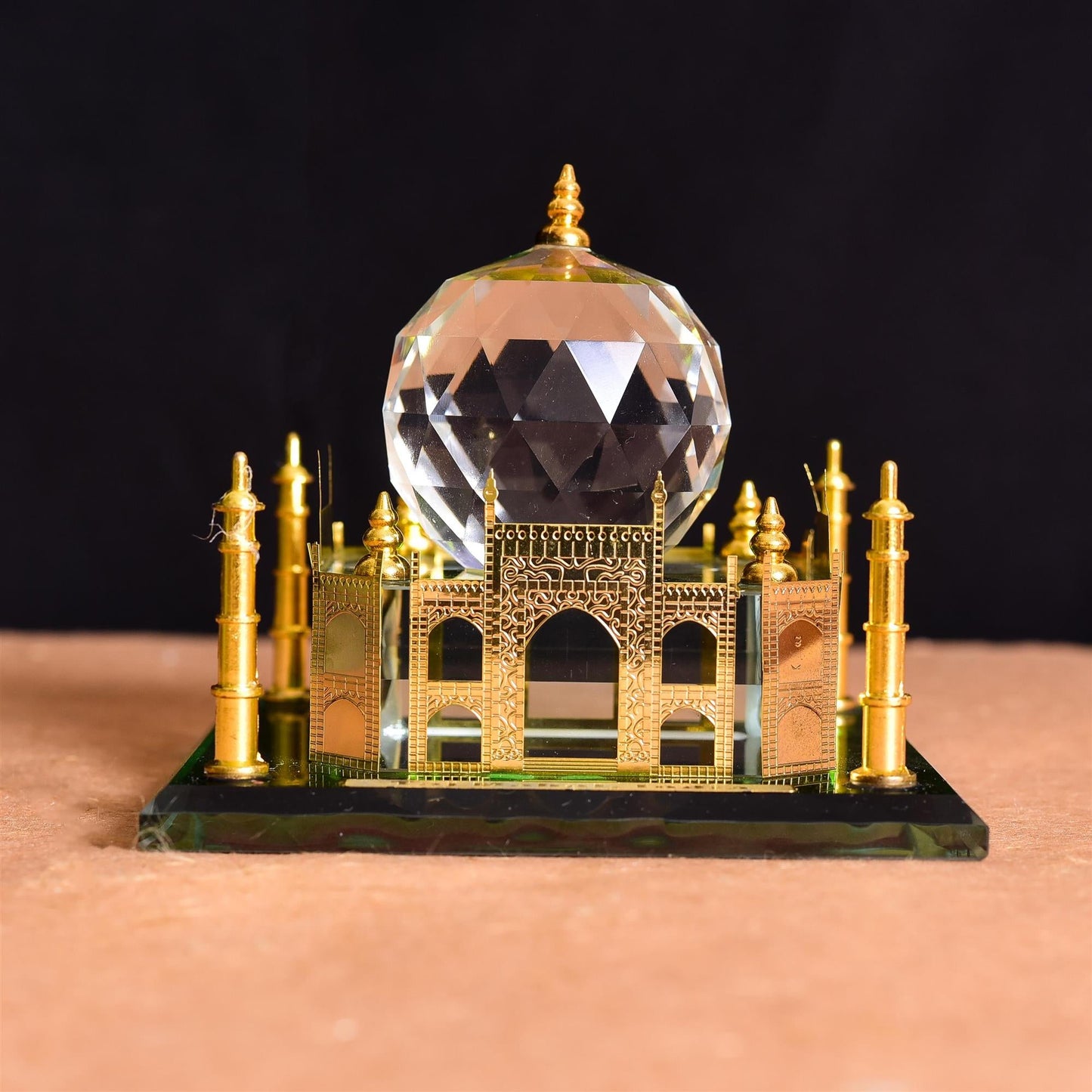 Crystal Tajmahal Showpiece
