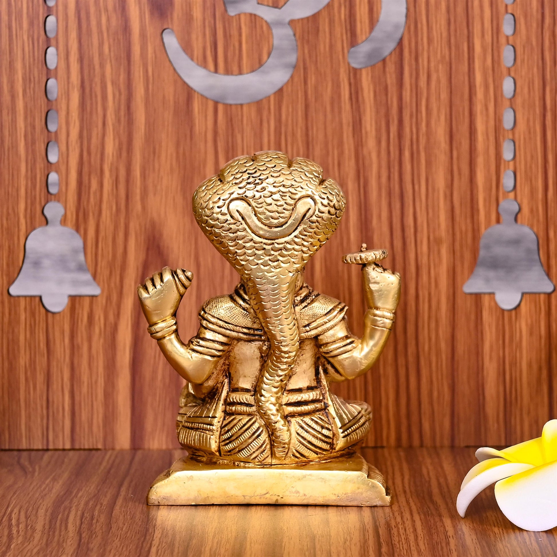 Brass Sitting Lord Vishnu Idol (4.5 Inch)