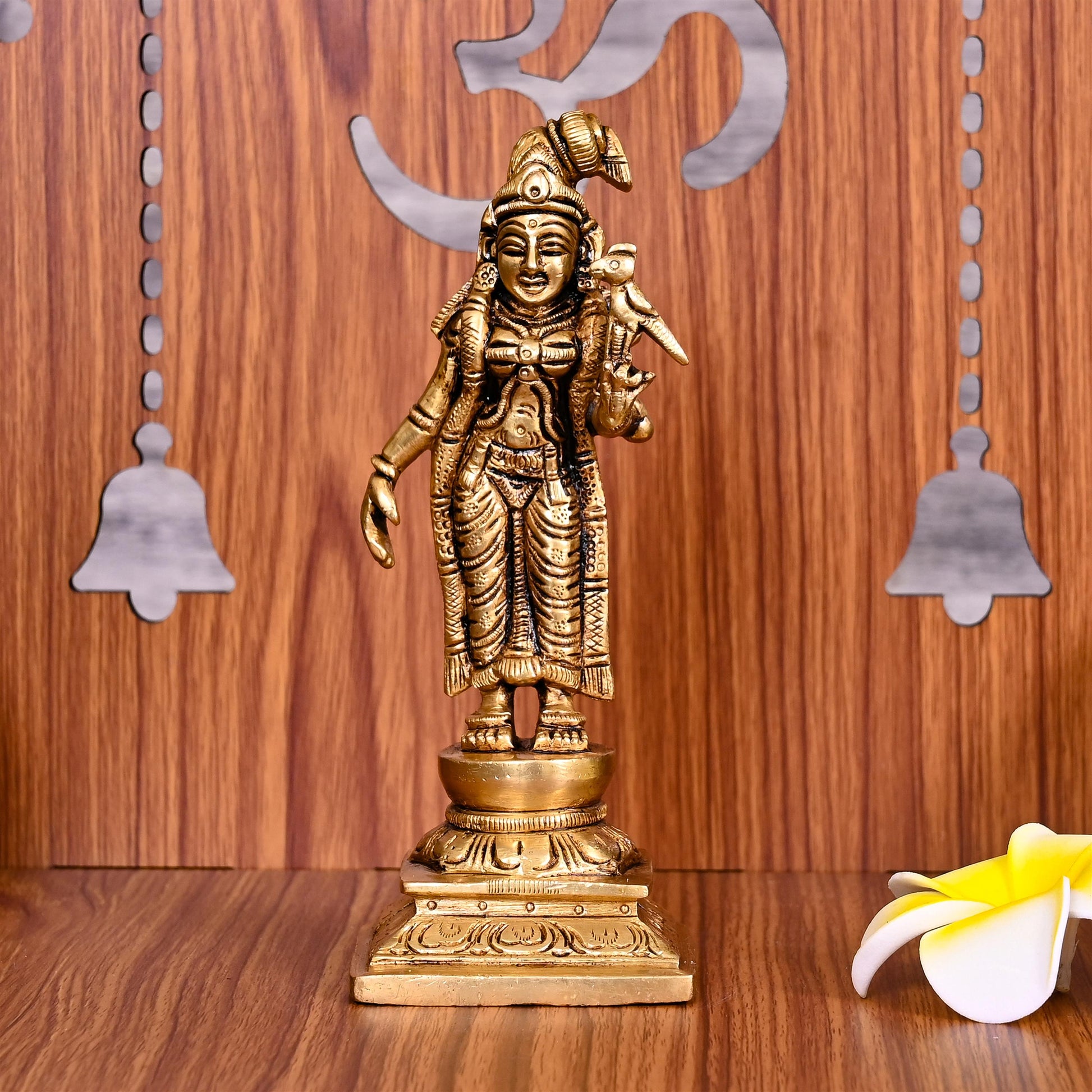 Brass Superfine Goddess Andal Idol (6 Inch)
