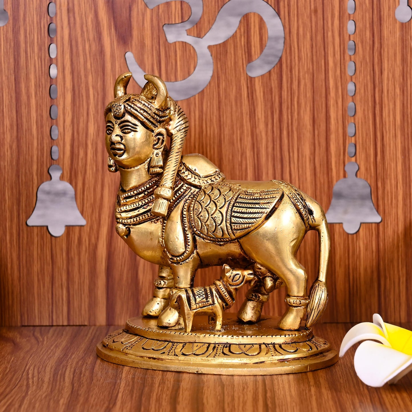 Brass Kamdhenu Cow With Calf Idol (5.5 Inch)