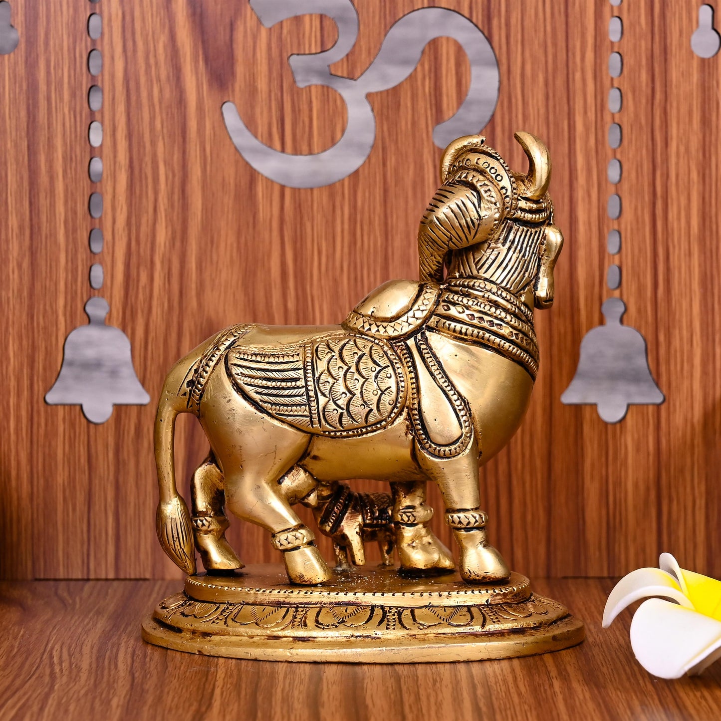 Brass Kamdhenu Cow With Calf Idol (5.5 Inch)