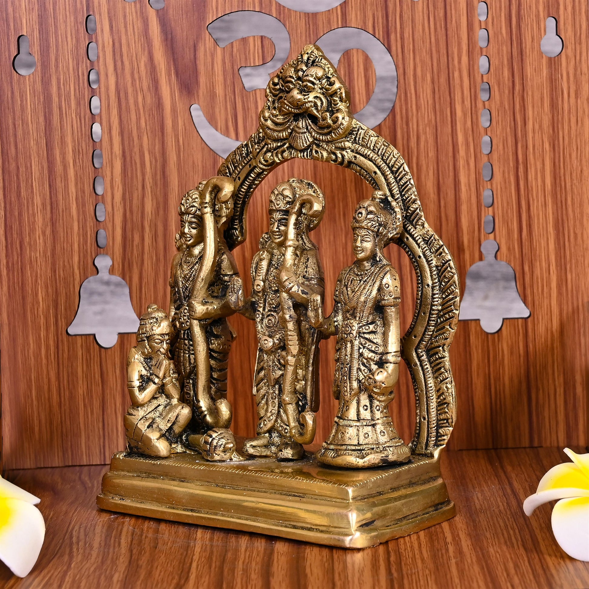 Brass Ram Darbar Statue (6.3 Inch)