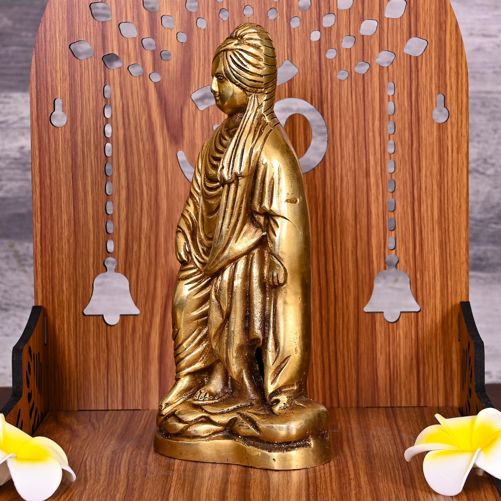 Brass Swami Vivekananda Statue (9 Inch)