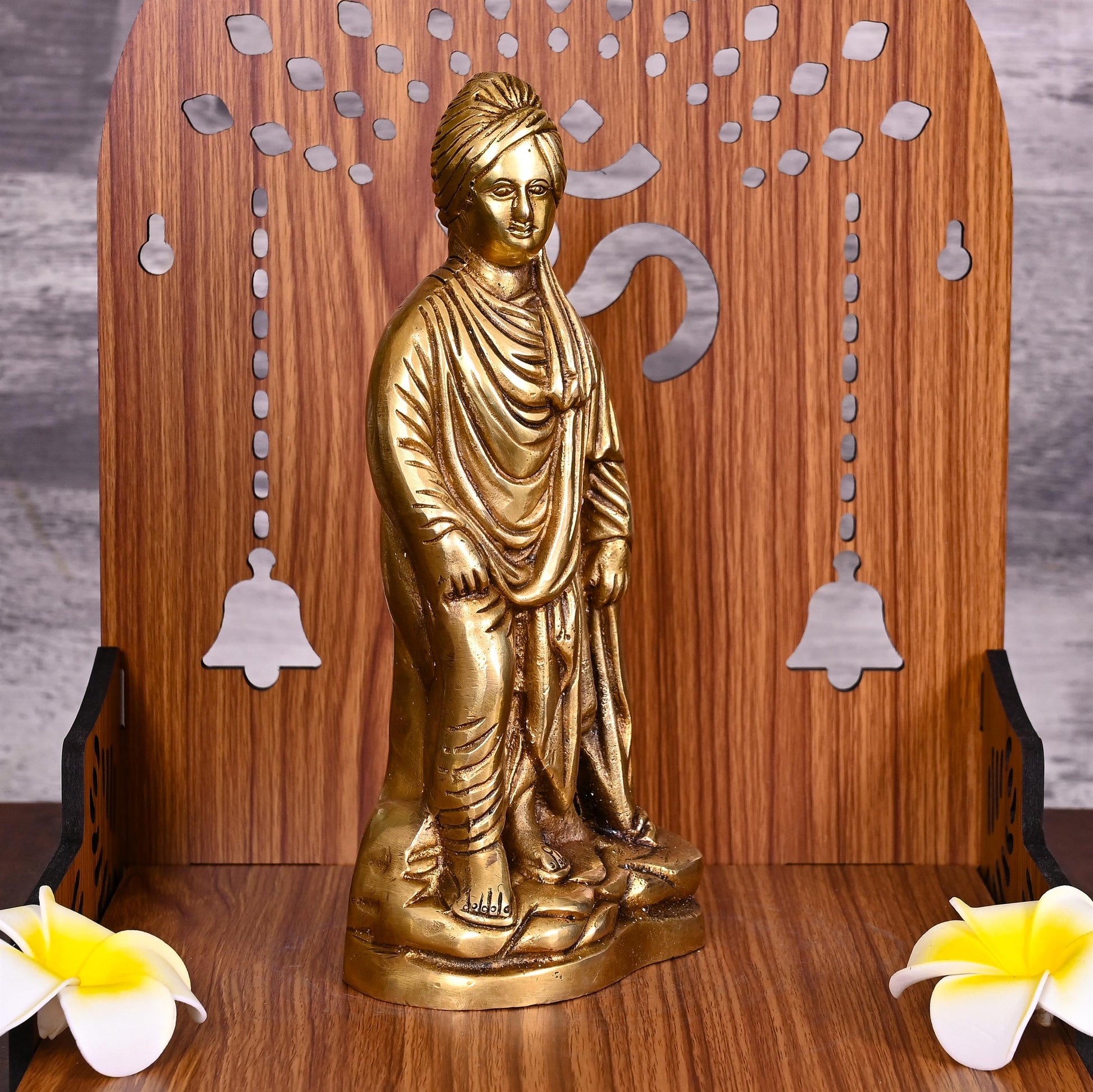 Brass Swami Vivekananda Statue (9 Inch)